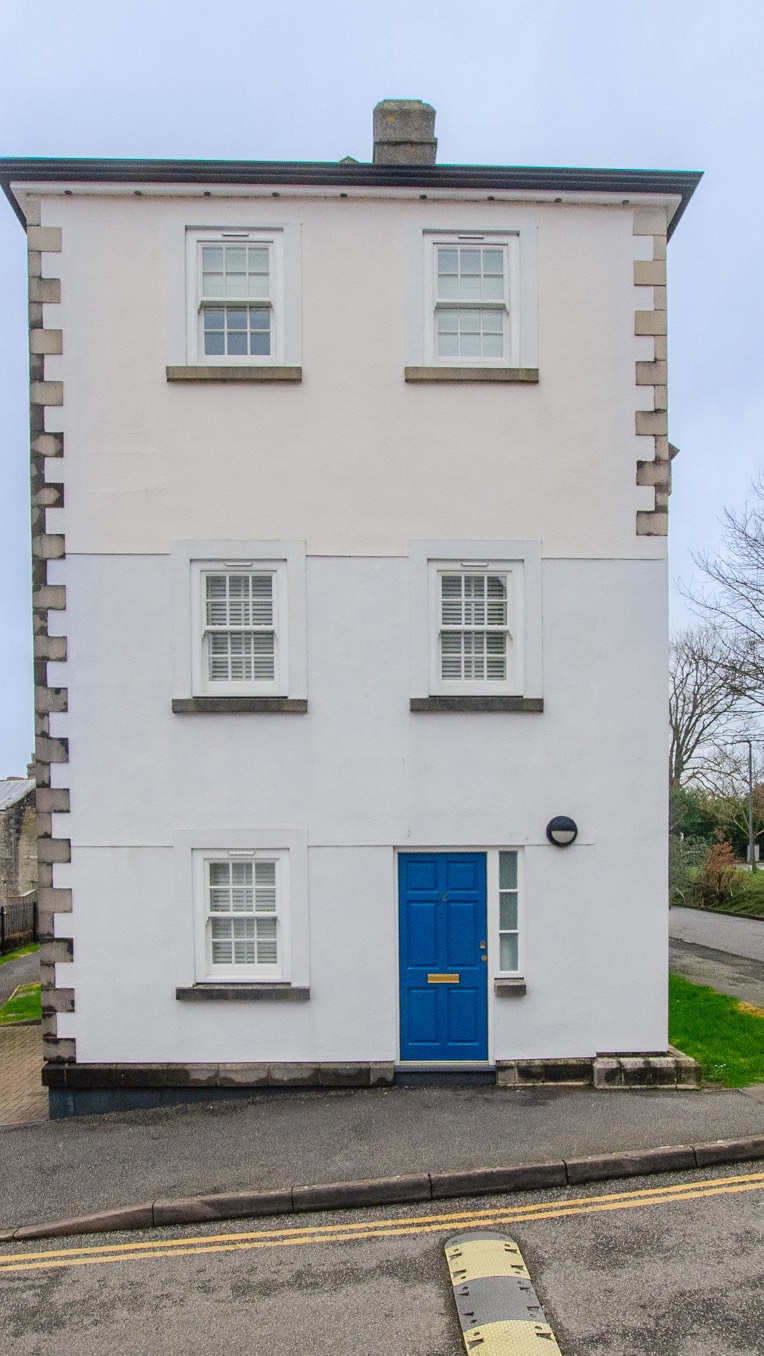 🙌 NEW TO THE MARKET 🙌
📍12 Royffe Way, Bodmin
🏠 £215,000
Situated within a popular development in Bodmin, 12 Royffe Way is a well-presented two-bedroom end-of-terrace home offering contemporary living arranged over three floors. The property is ideal for first-time buyers, investors, or those seeking a low-maintenance home in a convenient location.
To enquire about this property, please call our Bodmin Branch on 01208 74182 📞
#cornwallliving #cornishestateagents #propertiesforsale