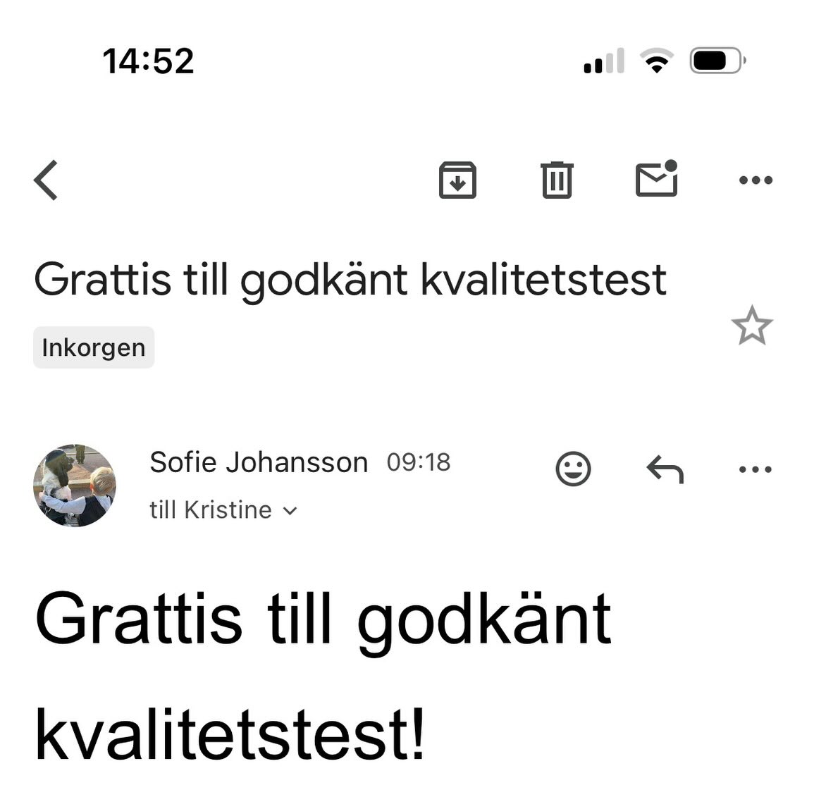 Idag har Ronnie gjort sitt första kvalitetstest. Det ska göras 2 år efter certifieringen så nu var det dags. Han var en stjärna! Vi gjorde en gruppaktiviteter där vi arbetade med våra olika sinnen. Kul och uppskattat av alla inblandade. Kanske mest av Ronnie som fick MYCKET godis! 🥰 #teamolsen #teamolsenforthewin #socialtjänstehund #bästivärlden #nukörvitvåårtill