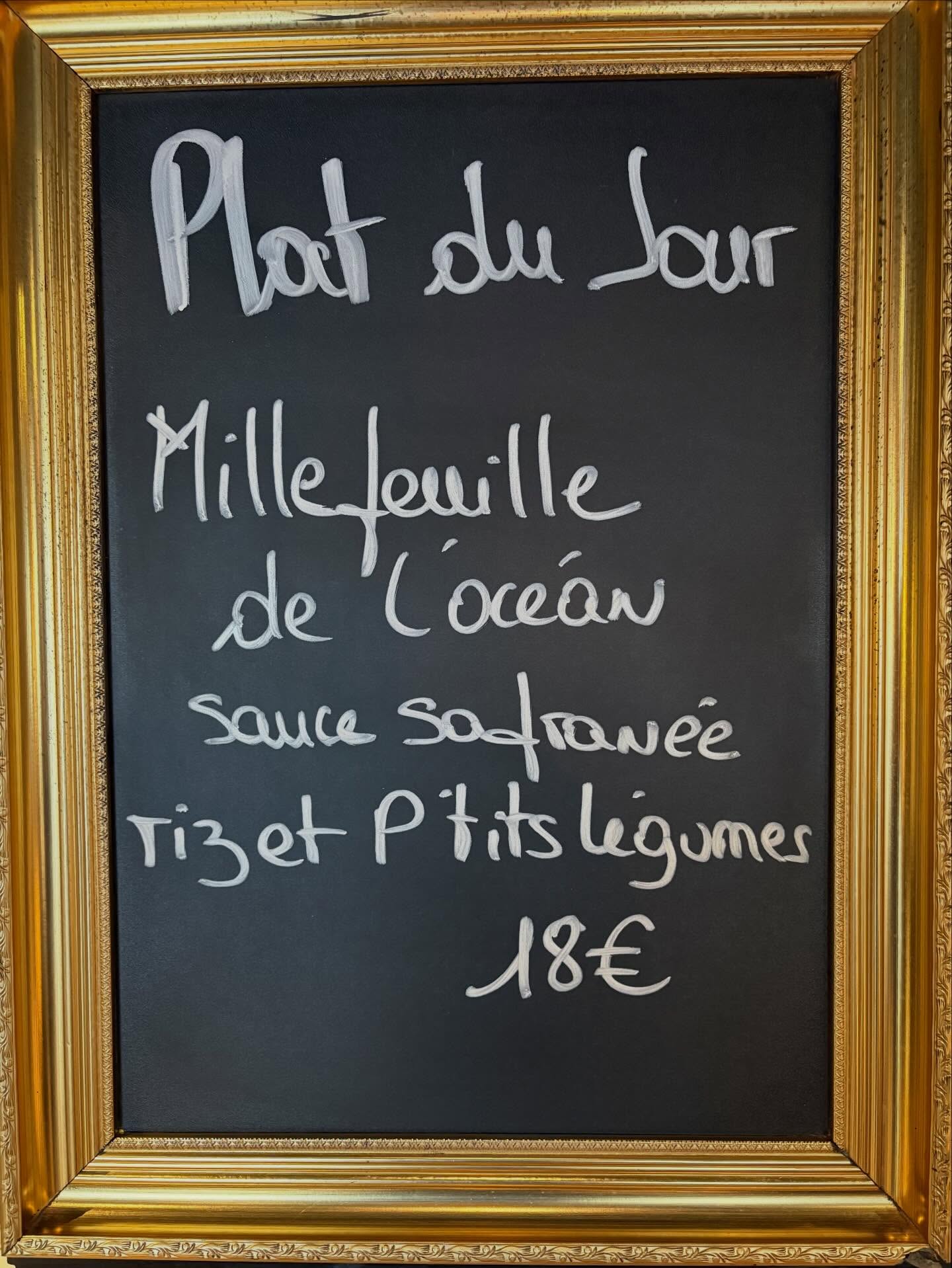 Le soleil est un peu de retour aujourd’hui 27 février, ci joint nos plats du jour pour les restaurants Au P’tit Max