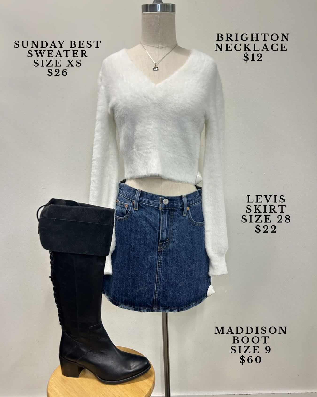 Springs coming which means it’s time to pull out your skirts ✨