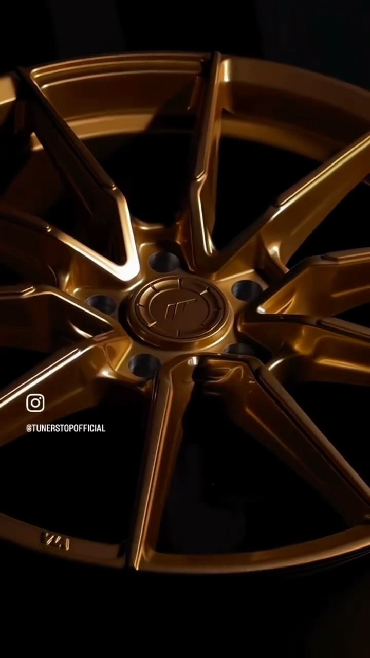 ALUFELGEN 2026💎💎💎💎
🏁High Performance Reifen
🏁Alufelgen
🏁Felgenzulassung
🏁Waschanlage
🏁Innenreinigung
🏁Chiptuning
🏁Keramikversiegelung
🏁Achsvermessung
🏁 Fahrwerk Tuning
🏁Thor Soundbooster
🏁 Collaudo
🔌Talaria Sting
infos + Termin unter:
📧 info@pneuscenter.com
📲3486966069 ☎️0472888048
www.pneuscenter.com
➡️jetzt Neu in Rodeneck Handwerkerzone Rienzstraße 21 👍
der private Reifendienst mit eigener Portal Waschanlage 24H geöffnet
💎💎💎💎💎💎💎
#alufelgen #jrwheels #carwash #cerchiinlega #rodeneck