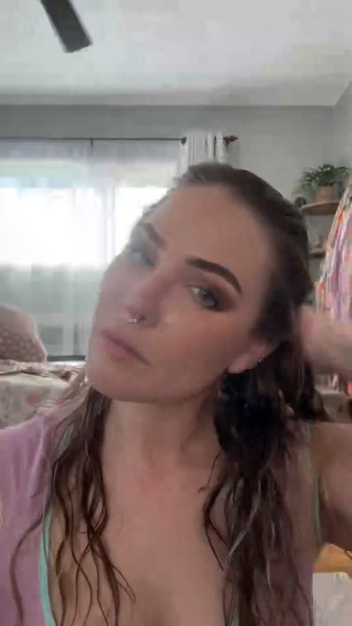 this isn’t makeup… it’s a frequency shift ✨
#auralune #highvibesonly #selfworth #glowupenergy #maincharacterenergy