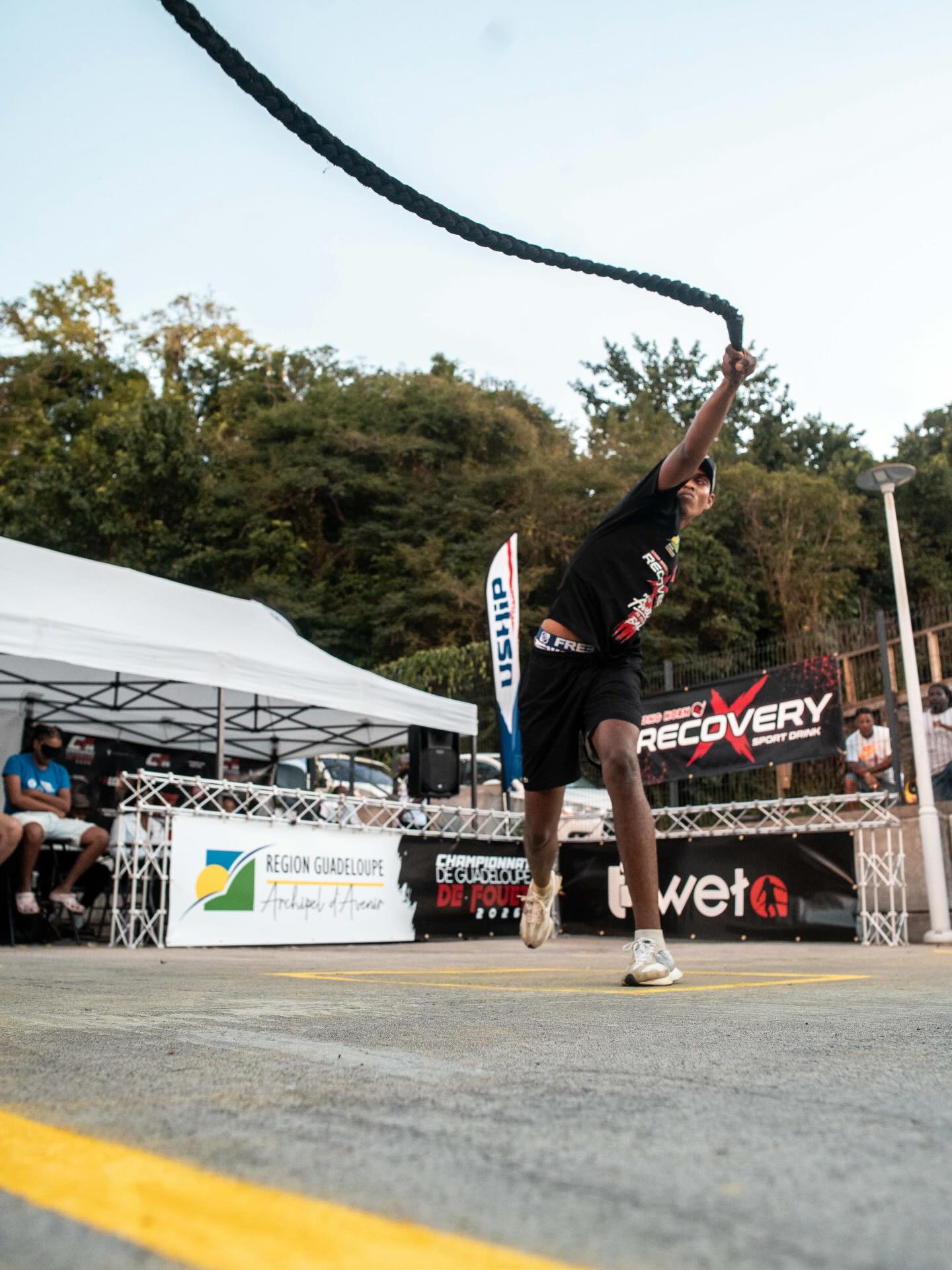 Cardio.
Technique.
Explosivité.
Le fouet est un sport.
Et aujourd’hui, il se joue au plus haut niveau.🔥