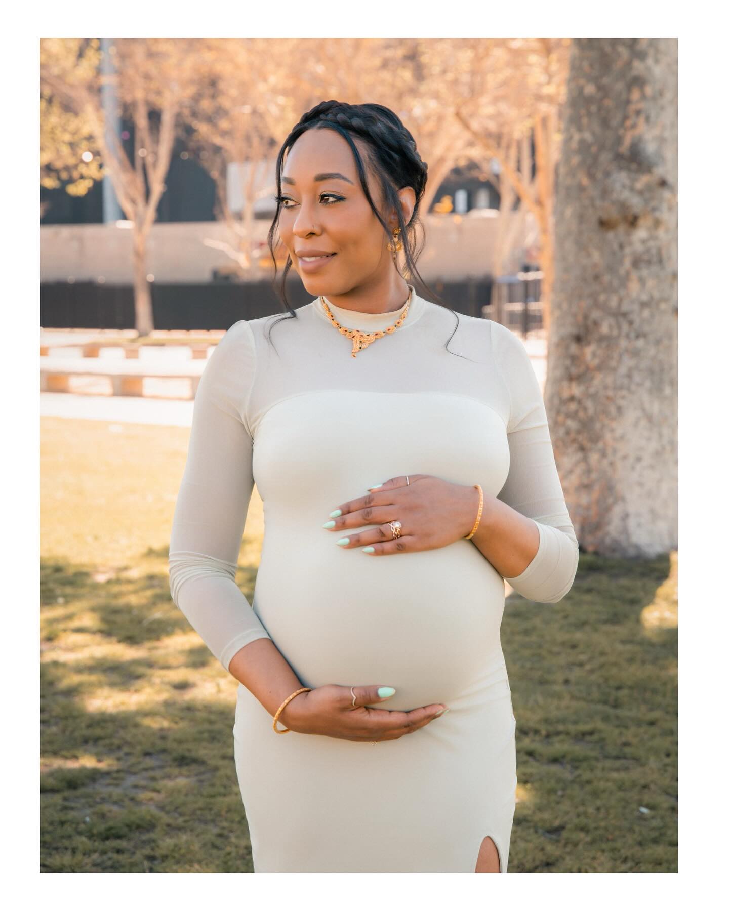 Watching love grow into something even more beautiful. Moments like these remind me why maternity sessions are so specialβ¦ celebrating the quiet anticipation before everything changes. Arza & Ovee, your little one is already surrounded by so much love. π€
#MaternityPhotography
#MaternityShoot
#MaternityPhotos
#ExpectingParents
#BabyOnTheWay