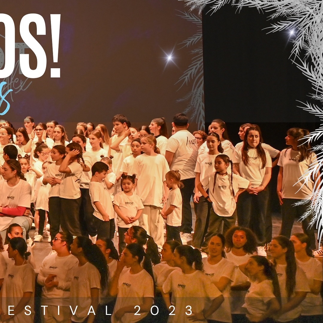 🎄❤️ MUCHAS GRACIAS ❤️🎄
Gracias público
Gracias alumnos
Y gracias profesores
Lo que vivimos el sábado fue MÁGICO ✨
A por un 2024 lleno de mucho baile y nuevas experiencias😜🥂
📸: @photo_polo 💥