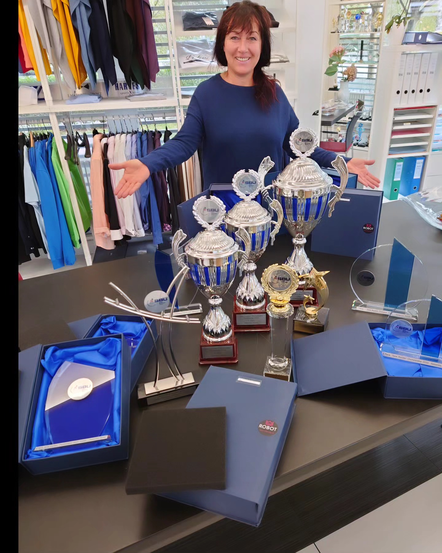 #trophies🏆 #forwinners #scc23 #official #swiss #cocktail #championships #monday #2ndofoctober #@salsarica8005 #swissmocktail #swisscocktail #swissflair🇨🇭 #professional #bartenders #@swissbarkeeperunion #