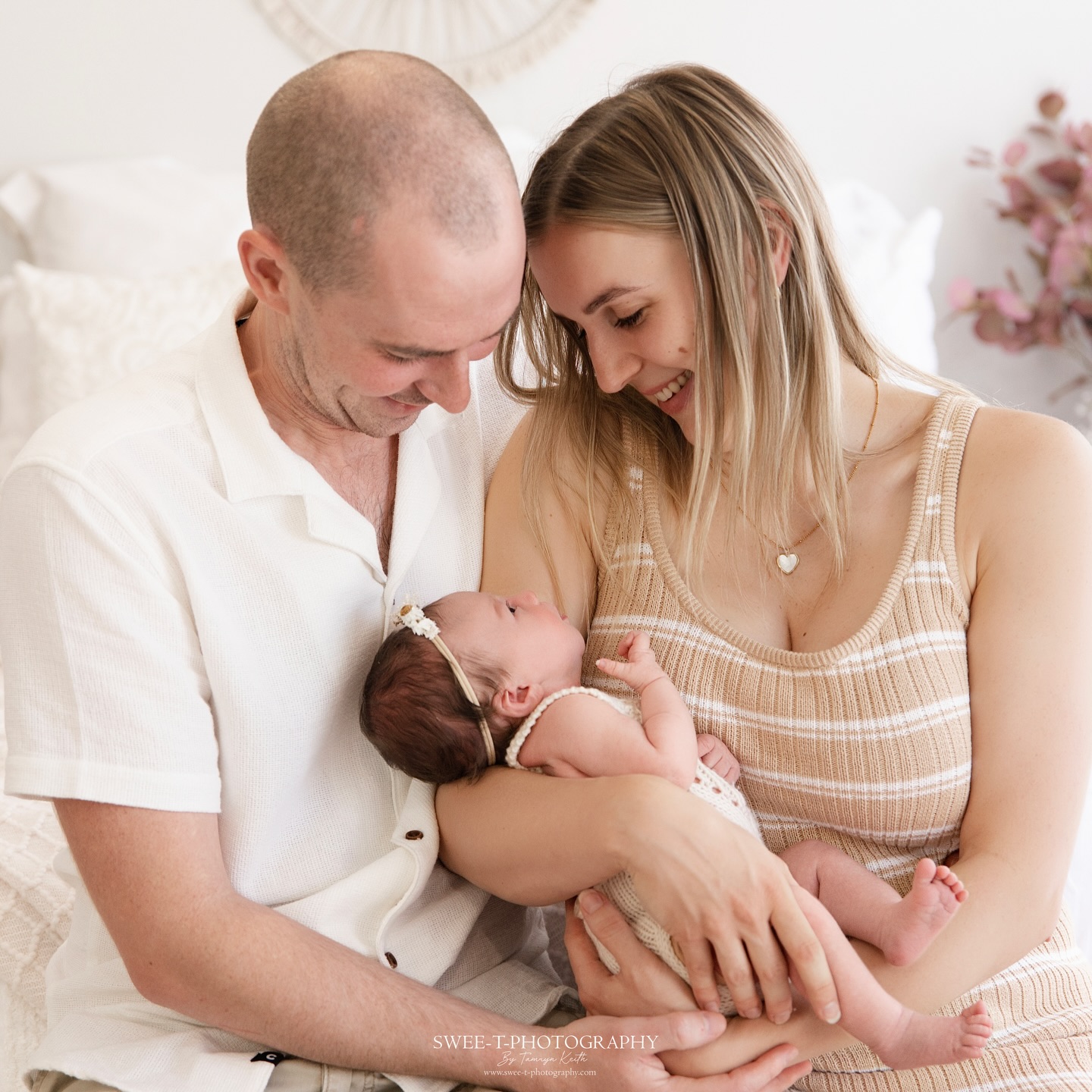 Beautiful family moments captured at this loving newborn session.
Pure Beginnings Newborn Experience
Timeless. Gentle. Emotionally led.
The Pure Beginnings Newborn Experience is a beautifully balanced newborn session designed for families who love natural connection, soft simplicity, and storytelling moments — without the full styling complexity of my Signature sessions.
✨ Secure your Pure Beginnings Newborn Session with Barossa’s trusted newborn specialist photographer and let’s create something beautiful together.
https://www.swee-t-photography.com/purebeginningsnewbornsession
📸 © 2026 Swee-t-Photography Barossa’s Newborn Photographer
https://www.instagram.com/swee.t.photography/
www.swee-t-photography.com
#barossanewbornphotographer #barossanewbornphotography #barossababyphotographer #barossamaternityphotographer #barossastudio