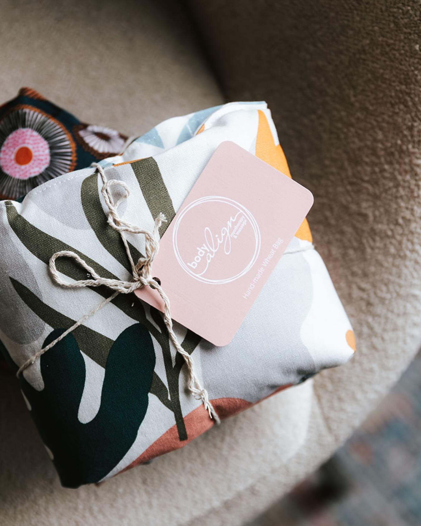 ✨ More Wheat Heat Packs in Stock! ✨
When to Use:
Perfect for sore muscles, tense shoulders, or just a little self-care whenever you need it.
Why We Love Them:
Made in three sections, the wheat stays perfectly in place, providing natural warmth that melts tension, improves blood circulation, and helps you feel relaxed and refreshed.
Homemade with Love:
Each pack is handmade by Carissa’s Mum, filled with natural wheat and made with care for your ultimate comfort.
.
.
.
.
.
#selfcare #wellness #heattherapy #musclerecovery #heatpack