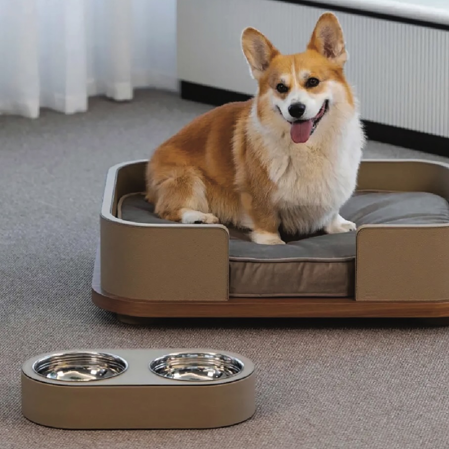 I tuoi animali domestici meritano il meglio 💛
Nel nostro magazine vi proponiamo una carrellata di idee e soluzioni di design per cucce e ciotole davvero cool!
.
Dettagli e info nel nostro articolo www.goodliving.it
#dogs #pets #cats #designforpets #petdesign