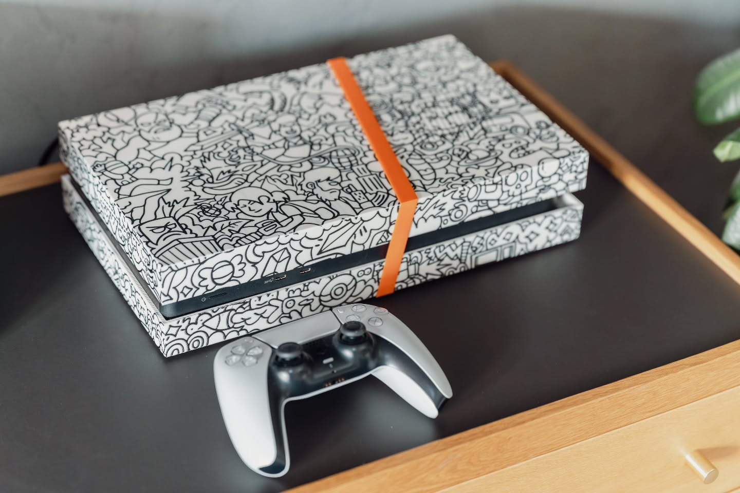 What do you think guys I was inspired by MR Doodle , found an artist who draw this image for me , it was a nightmare to make it in 3d ....
#3dprinting #ps5slim #playstation5