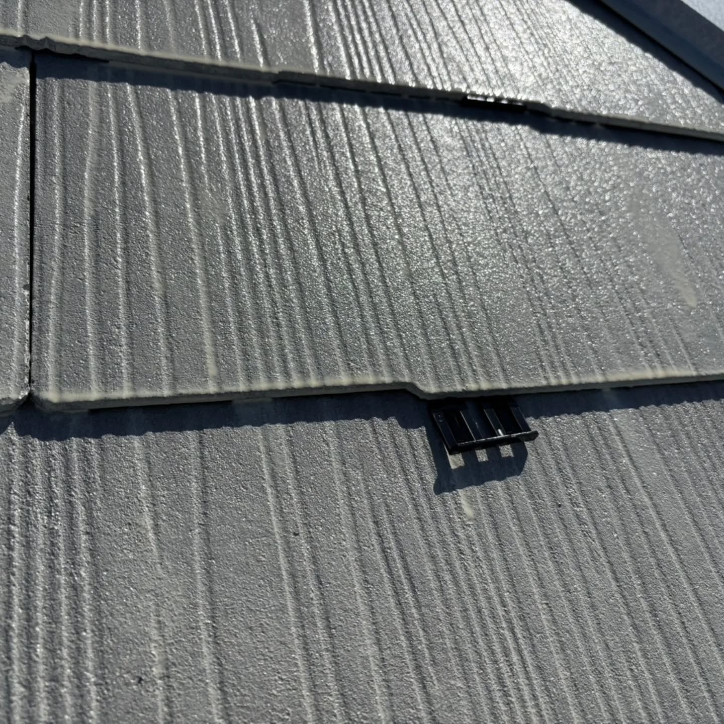 午後、開口部養生、屋根タスペーサー挿入、中塗りです。
#大洋建装#小平市塗装#小平市外壁屋根塗り替#西東京市塗装#立川市塗装国分寺市塗装府中市塗装小金井市塗装東伏見塗装三鷹市塗装武蔵野市塗装東村山市塗装東久留米市塗装東大和市塗装清瀬市塗装所沢市塗装完全自社施工直請塗装下請けは一切使いません外壁塗装屋根塗装地域密着塗装家族塗装夫婦一級塗装技能士リフォーム工事内装工事外構工事アパート塗装雨漏り診断士