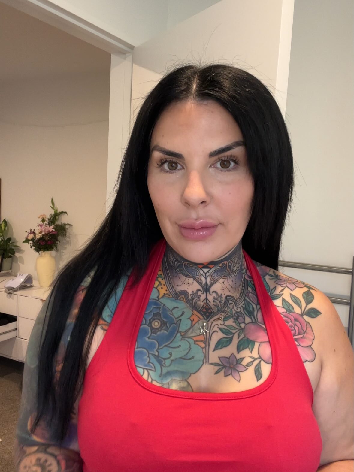 Finally coming out the other side and I know because the way I use to react is no longer how I move 🥰
#healing #selfworth #womenempowerment #nzmums #mindset