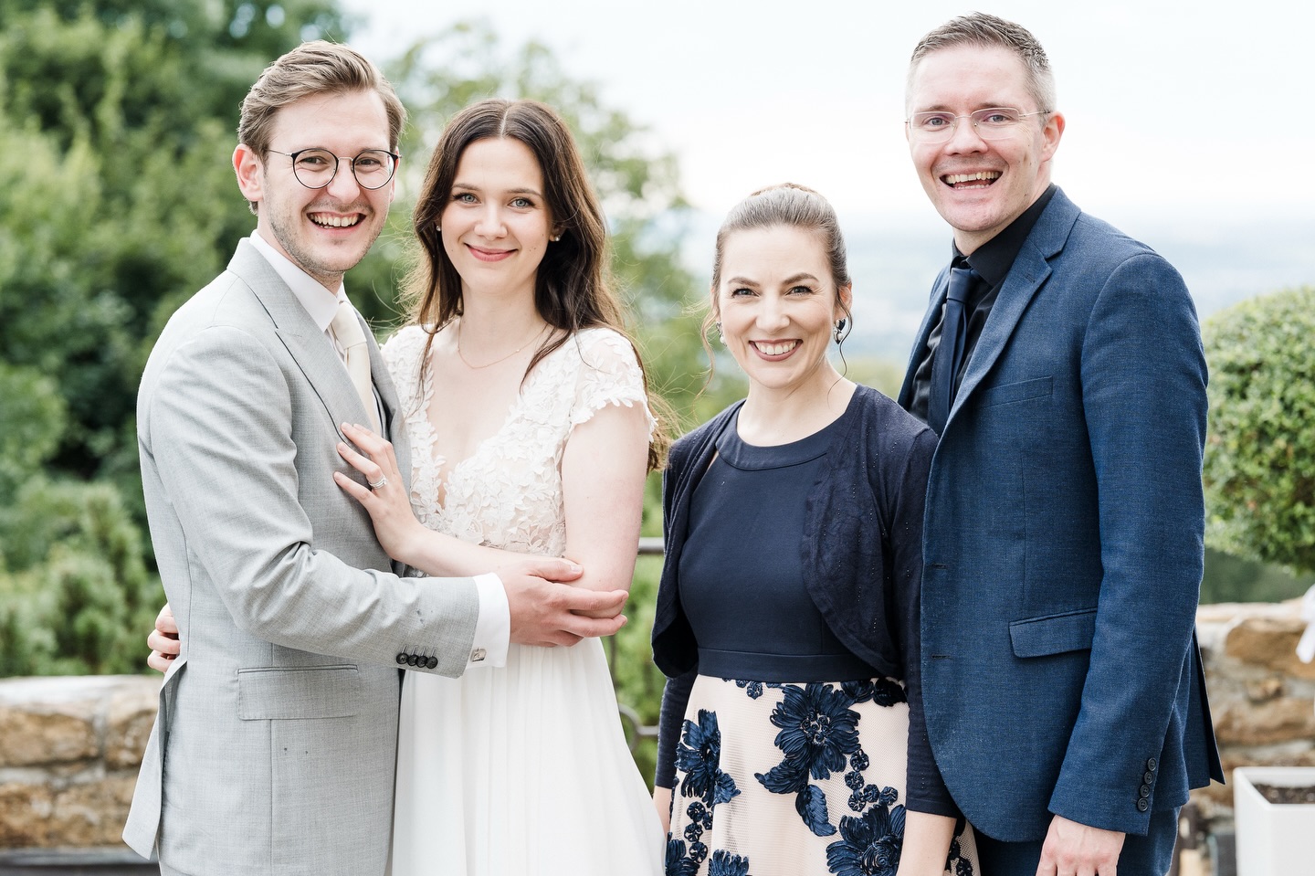 Vielen Dank an M. & A. für das liebe Feedback! 🥹💜 Wir denken immer noch gern an den schönen Tag mit euch auf Burg Staufeneck zurück!
Danke liebe @rebeccaconte_photography für die wunderschönen Fotos!
Location: @burgstaufeneck
#feedback #hochzeitssängerinstuttgart #hochzeit #musikzurhochzeit