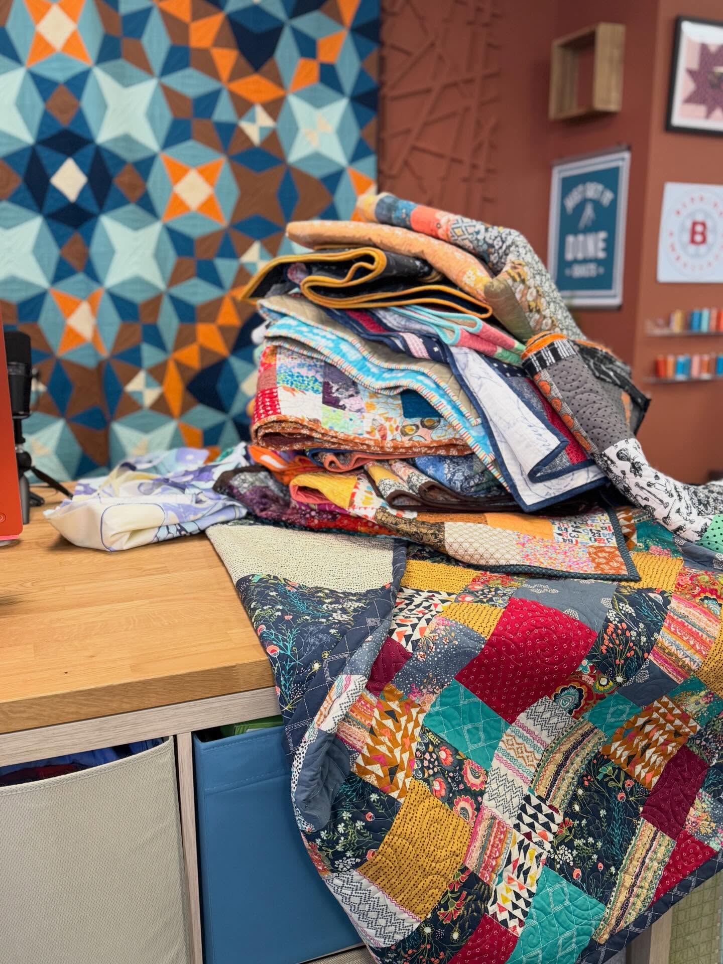Last night I had an impromptu StashBuster trunk show LIVE on my YouTube channel. Re-visiting all 15 of my #free patterns was so much fun. I loved hearing how many of you have made your firsts quilts with them and have brought them into community outreach programs. Have you made one