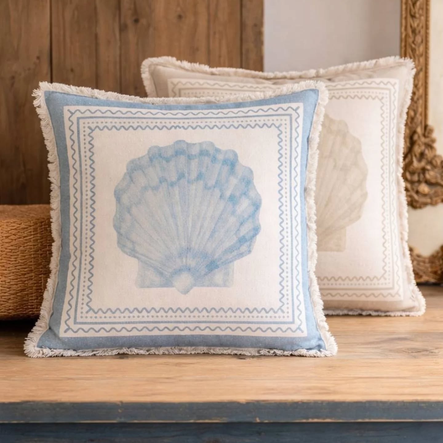 A small coastal touch for the home.
These shell cushions bring soft texture and gentle colour to a sofa, bench, or bed.
Available in blue and beige at Mar Interiors Portimão
#coastalinteriors
#homedecor
#interiorstyling
#portugalhomes
marinteriors