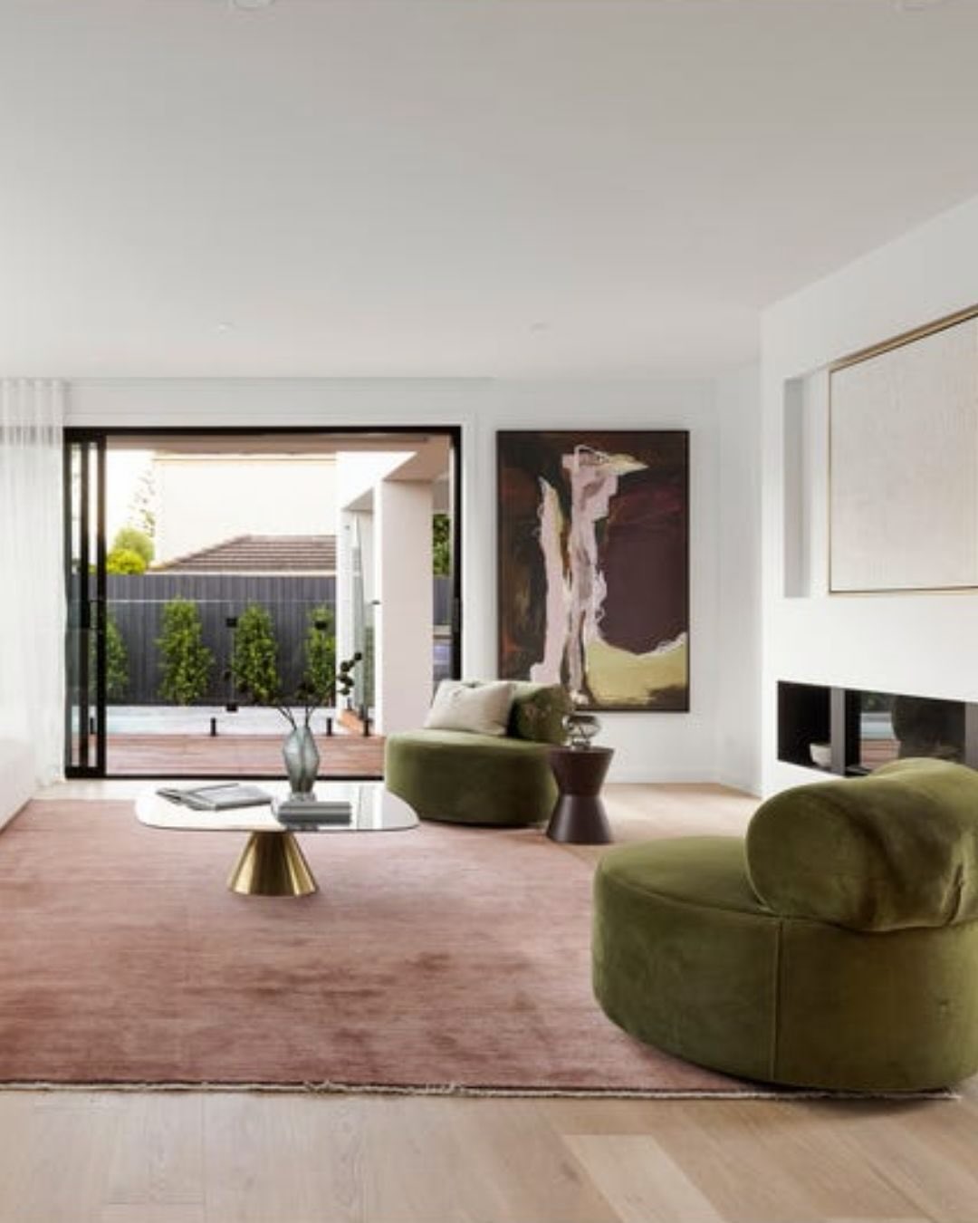 Recent install || Black Rock.
.
.
@soldbysolomon
@maryathansart
@auraandforminteriors