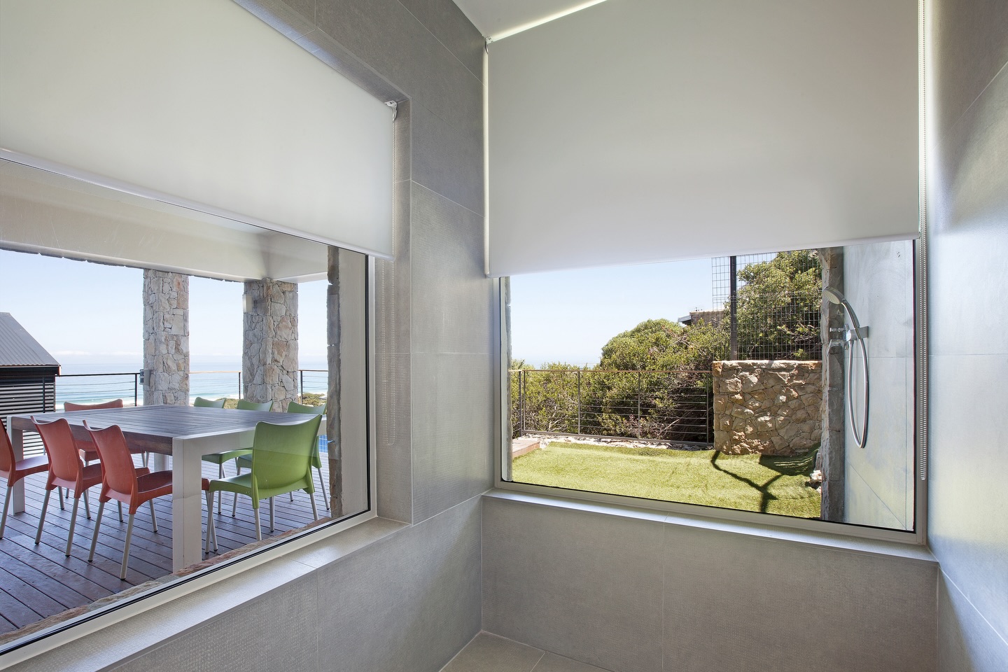 Roller blinds bring a clean, modern finish to a home. Designed to blend seamlessly with your interior, they offer both functions and elegance for everyday living ✨
Enquire with us today.
#mediterraneanlifestyle #rollerblinds #shutters #moderninterior #southafricanbusiness