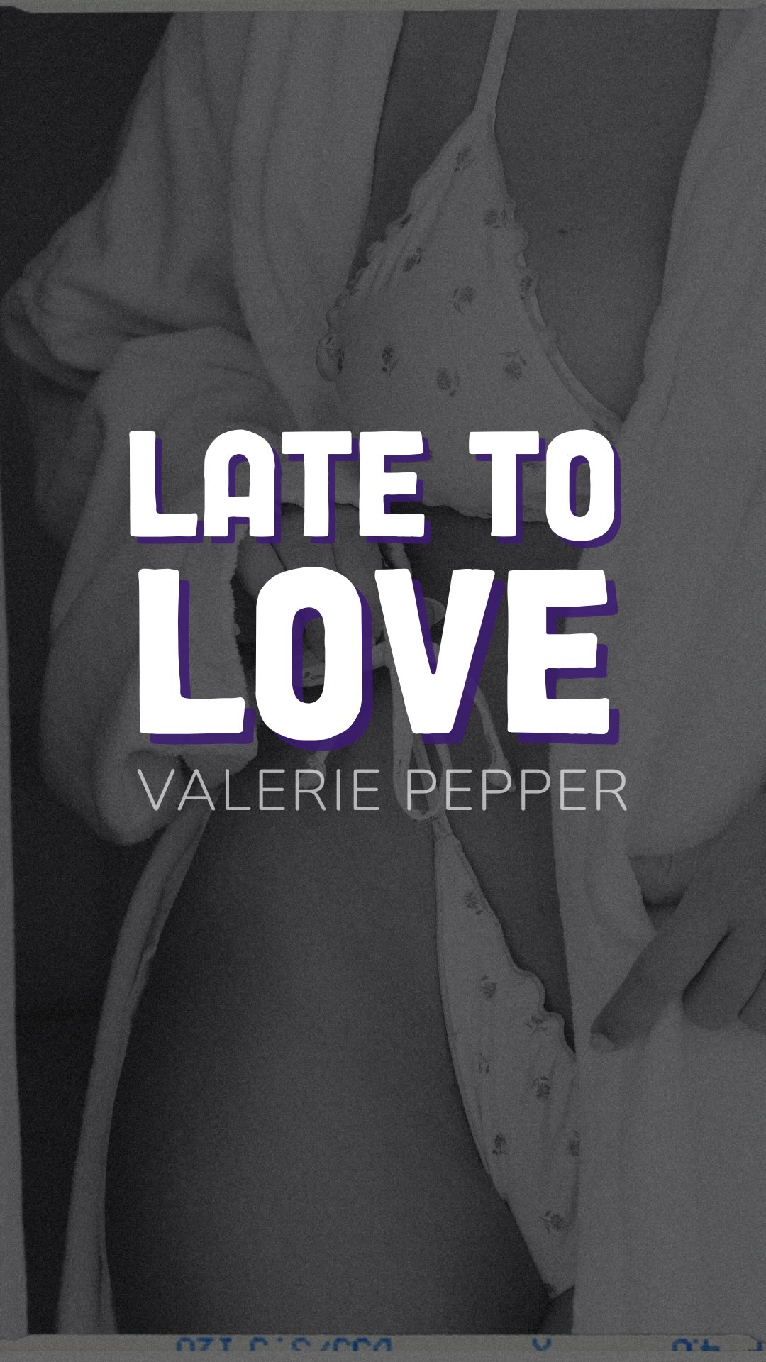 📖 Late to Love by Valerie Pepper
- Age gap romance
- Forced proximity
- Grumpy x sunshine
- She’s a carpenter, he’s a bartender
- He hires her
- Curvy FMC
#agegapromance #smalltownromancebooks #grumpysunshine #luckyinlove #valeriepepper
Age gap romance, grumpy sunshine romance, forced proximity, curvy fmc, small town romance, small town romance books, grumpy mmc