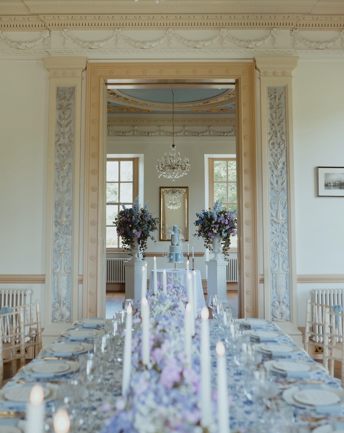 Crowcombe Court
Inspired by the romance and grandeur of Bridgerton, this editorial at @crowcombecourt was a love letter to refined colour palettes, abundant florals and candlelit tables dressed to perfection. Powder blue, soft lilac and delicate toile set the tone, while statement urn arrangements and a showstopping cake by @cakedesignbyhollymiller framed the room in true Regency style.
If you’re newly engaged and quietly dreaming of something elegant, romantic and just a little bit dramatic, consider this your sign.
The next instalment of season 4 may be airing… but your own love story deserves the spotlight.
Venue @crowcombecourt
Photography @ksweetphotography
Videography @triplefoxweddings
Hair @tracypallarihmua
Makeup @kathrynbmakeup
Stylist @scarlettroseevents
Stationery @fortune.press
Florals @artificial_hannah
Cake @cakedesignbyhollymiller
Jewellery @charlotte_emily_jewellery
Shoes @houseofelliotlaceboots
Models @carmengiibson and @amiejohns
#crowcombecourtwedding #somersetweddingstylist
#bridgertoninspiredwedding #luxuryweddingsomerset
somersetweddinginspiration