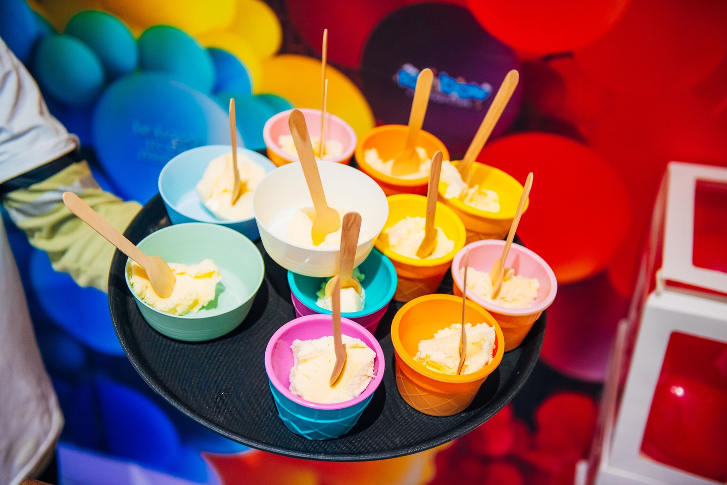 🍦🌈 Ice cream in February? Don’t mind if we do! ☀️✨
#RainbowSoftPlay #SoftPlay #London