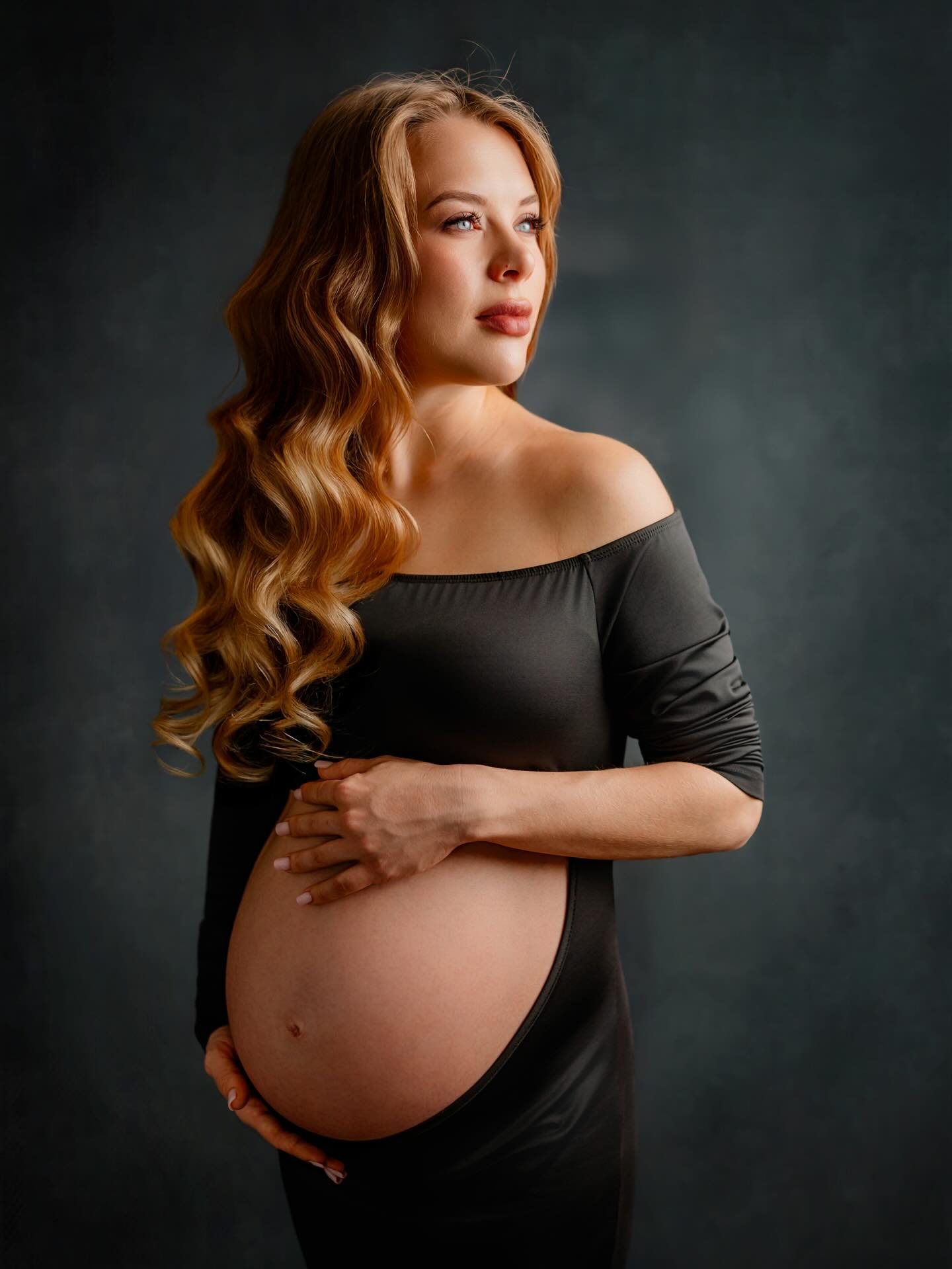 A maternity session is a beautiful opportunity to capture the strength, grace, and beauty of a mother. 🤍
This season of life is so powerful — full of love, anticipation, and quiet moments before everything changes.…
.
.
.
.
Newborn, Family & Maternity Photographer in Zürich area | Ksenia Photography
.
.
Neugeborenen-, Familien- & Schwangerschaftsfotografin im Raum Zürich | Ksenia Photography
.
.
.
.
#maternityphotography #motherhood #zurich_switzerland❤️ #newlife #schwangerschaftshooting