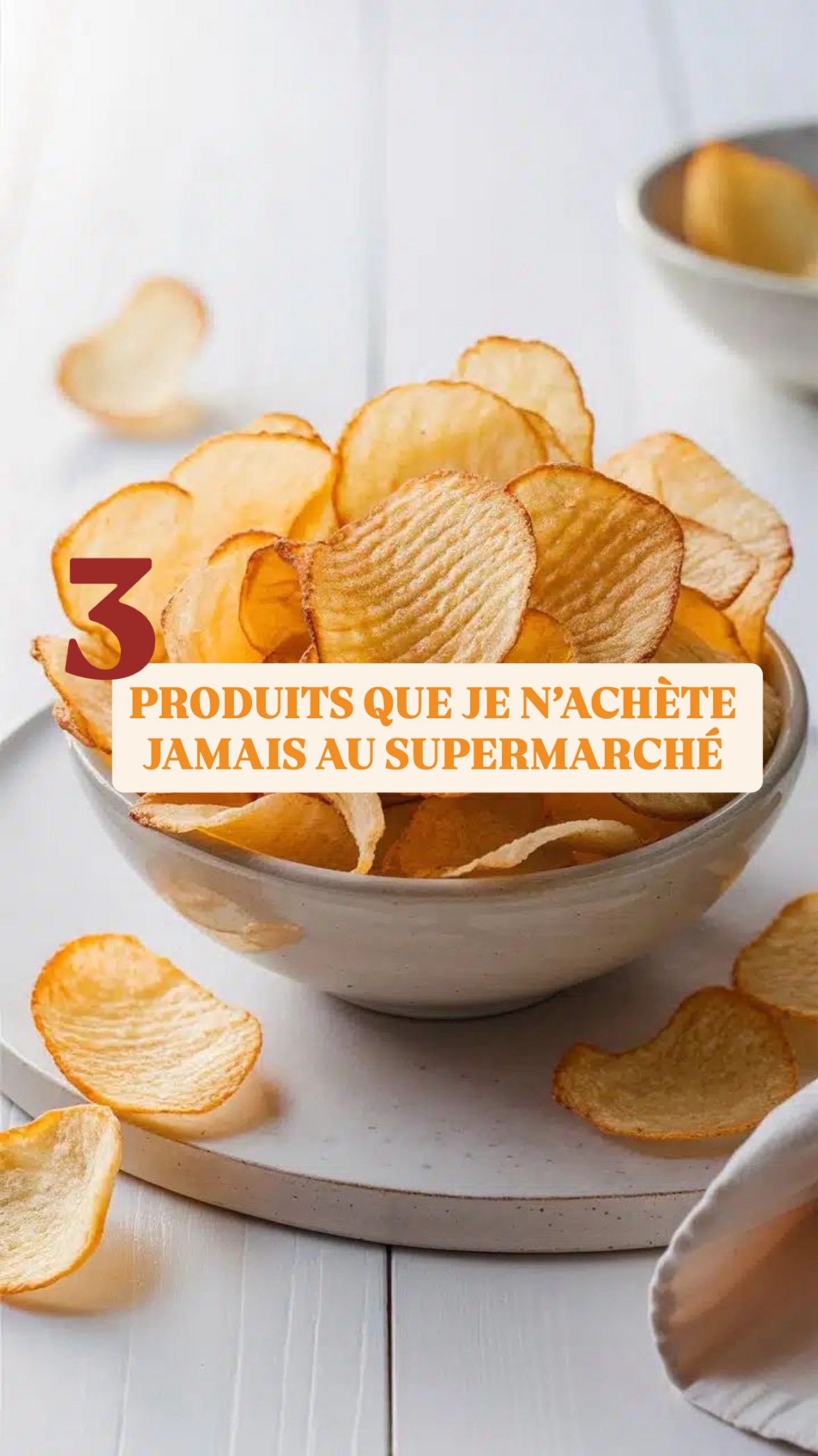 3 produits que je n’achètes jamais au supermarché!
⛔️ le coca zéro: c’est un faux ami! Les édulcorants de synthèse ont un impact négatif sur le microbiote et le cerveau.
✅ une alternative saine c’est un kefir ou kombucha, pétillant, légèrement sucré, et qui va prendre soin de votre microbiote au lieu de le détruire grâce aux probiotiques.
⛔️ les bonbons: sucre, sirop de glucose, additifs, colorants… j’ai de la chance cela ne m’a jamais attiré. De nouveau très addictifs car de calories vides.
✅les fruits? Ce dont les bonbons offerts par la nature. Un goût sucré mais qui s’accompagne de fibres, vitamines et antioxydants… je craque pour les fraises et les dattes.
⛔️ les chips: l’aliment ultra transformé par excellence! Salé mais en réalité très sucré aussi. Votre glycémie va monter en flèche. Des additifs et colorants. Et puis c’est très addictif. On a du mal à s’arrêter.
✅ lorsque j’ai envie de grignoter, je prends une poignée d’oléagineux. De bonnes graisses, des fibres, minéraux… idéalement les faire tremper pour enlever les anti nutriments et puis les rendre croustillant au four. Mes préférés? Les macadamias et noix de pékan. Et vous?
Malheureusement des rayons entiers au supermarché sont remplis de malbouffe et d’aliments ultra transformés. Ce n’est pas étonnant qu’on ait besoin de Wegovy face à une nourriture addictive qui ne nourrit pas le corps et nous rend obèse.
#supermarché #courses #mangerbio #mangermieux #prendresoindesoi