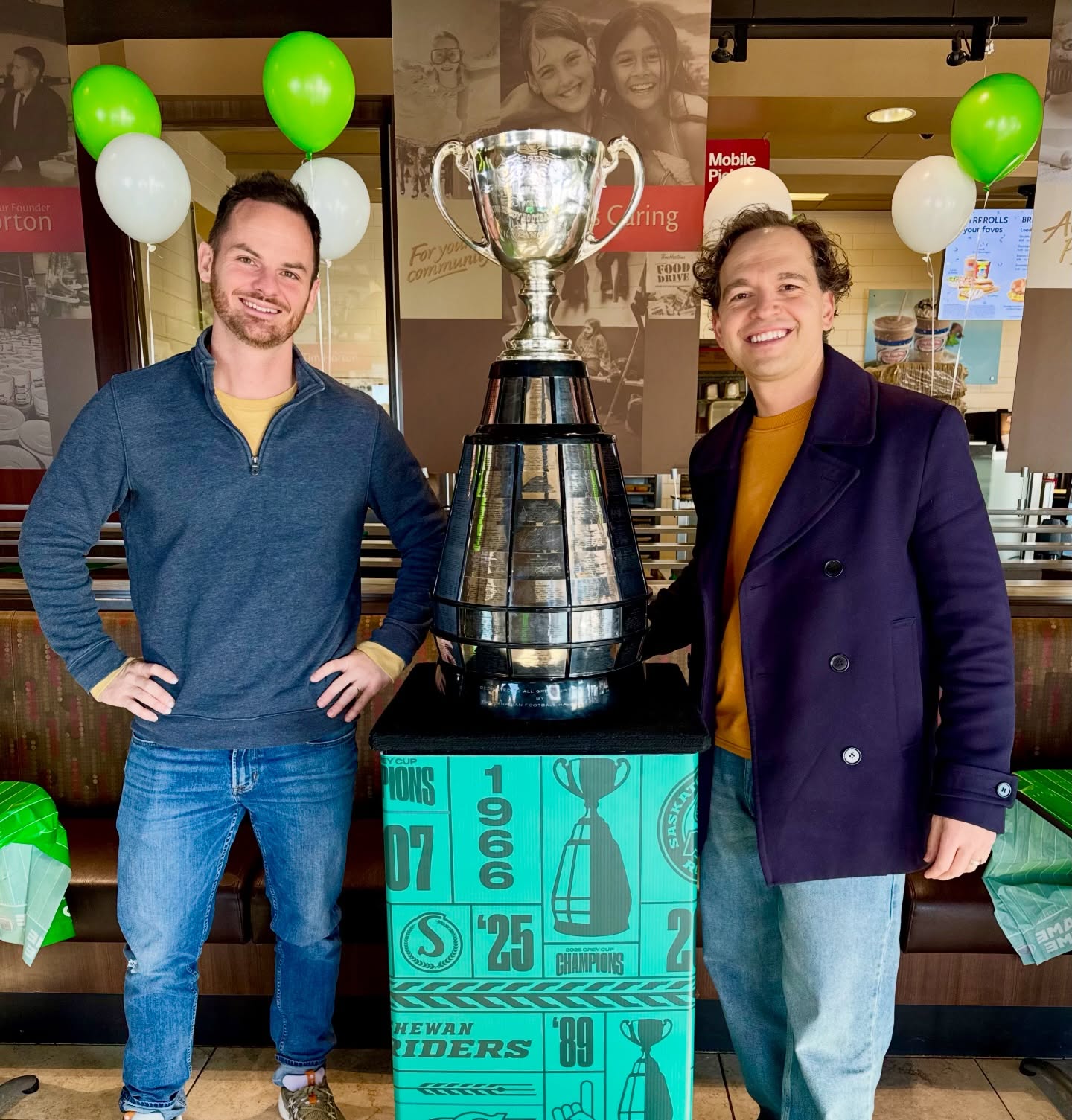Peak Canadian and prairie content right here. On our way to Regina to perform do the @regina.musical.club we stopped off at a @timhortons along the way and the @cfl champions @sskroughriders officials were there with the Grey Cup! What a thrill!
#prairiedebut #saskachewanroughriders #timhortons #tourlife #greycup