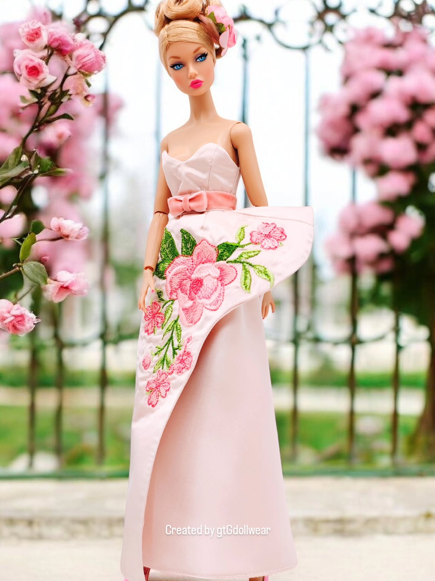 A dress that arrives with that unmistakable “this one belongs here” energy - clean, sculpted, and somehow already acting like it’s been part of your lineup for years.
The piece your doll reaches for without thinking.
The one a friend would point at and say, “Oh, that? That’s absolutely your vibe.”
You’ll find it tucked inside Box #4 of the club.
And if you’re not a club member yet… look, I’m not saying your dolls are judging you, but they’re definitely raising an eyebrow.
https://www.gtgdollwear.com/pricing-plans/list
#gtGdollwear #poppyparkermysterydate #poppyparker #wclub integritydolls