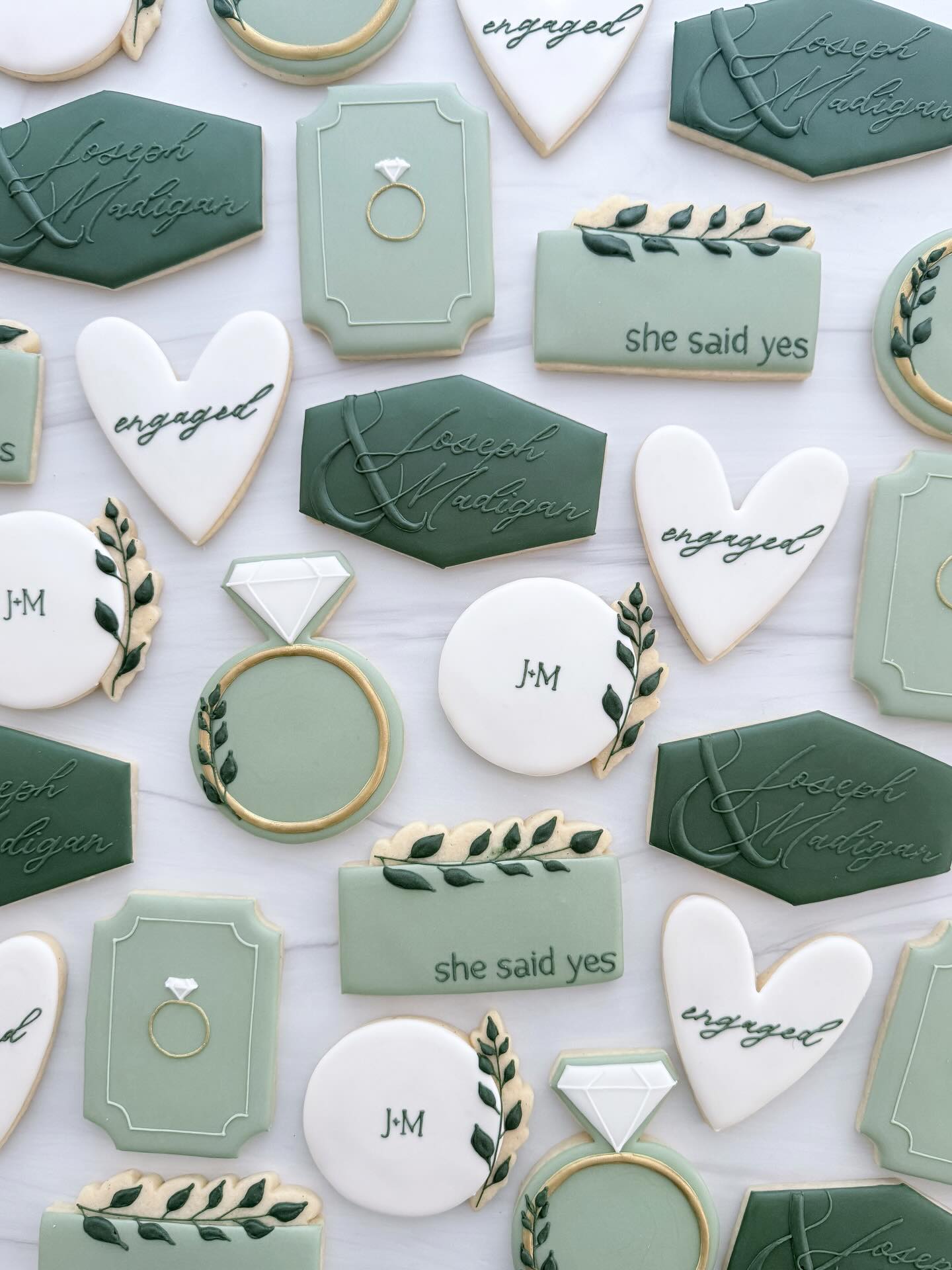Green, gold, and engaged 💍💚 #atlantabaker #atlantacookeis #decoratedcookies #customcookies #smallbusinessatl