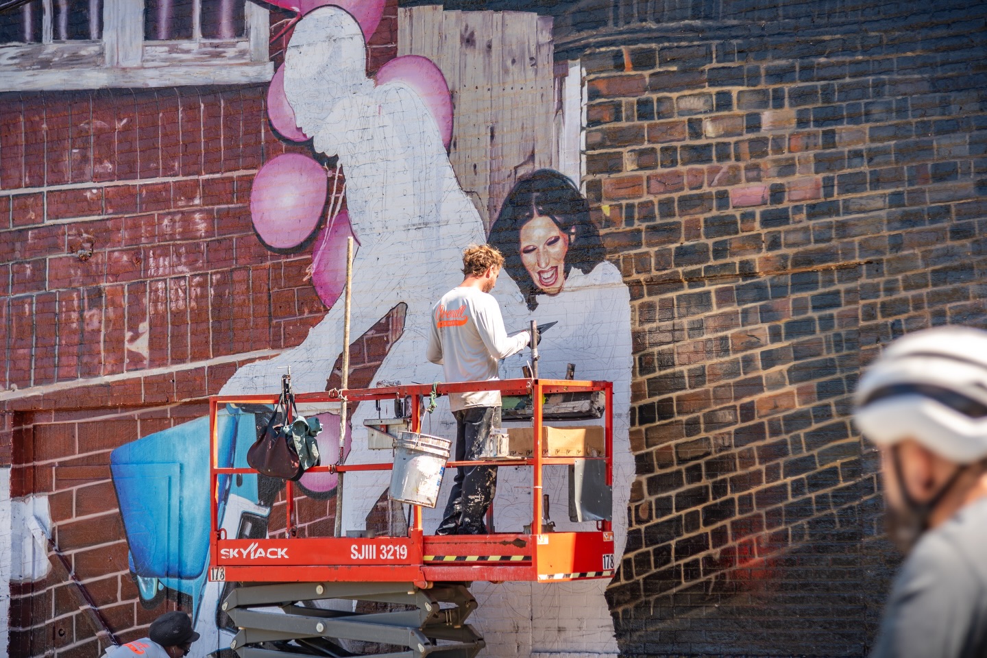 Charli XCX marks the Spot…ify 🍏
🏷