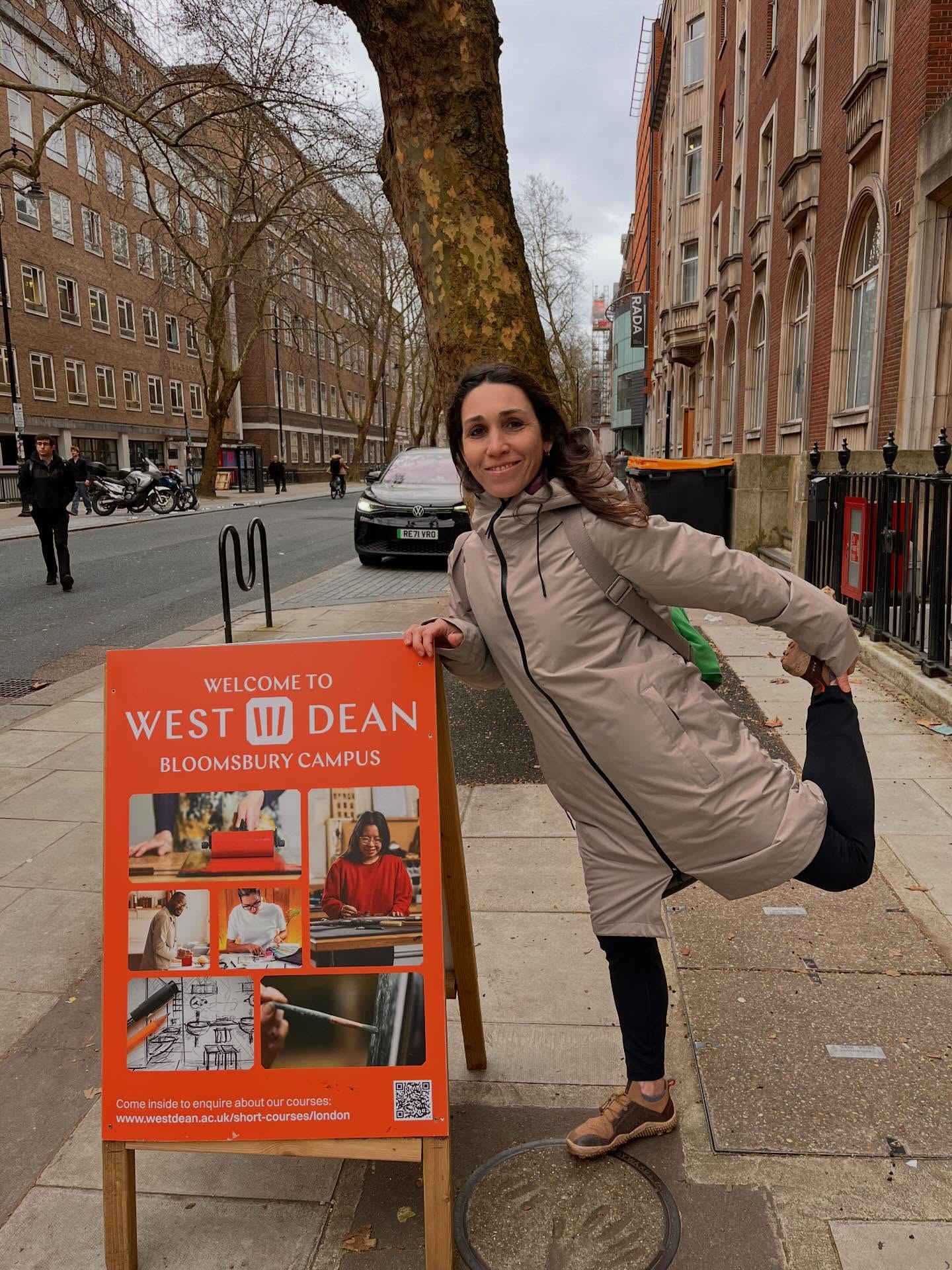 Teaching yoga today in this beautiful place! Yoga and art merge together as a way to heal the soul of our community, inviting creativity, presence, and embodied awareness to flow through every breath and brushstroke.