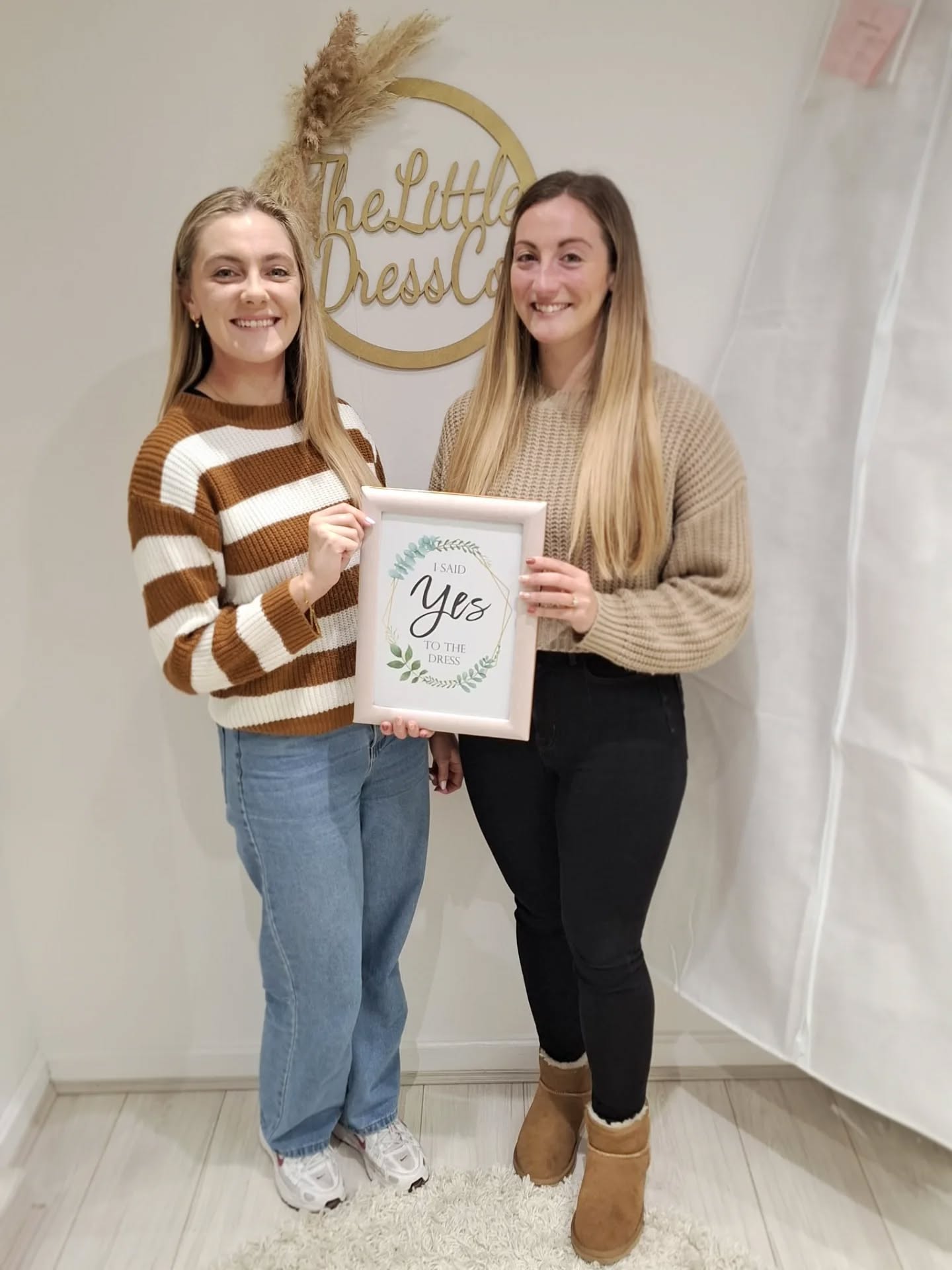 ✨😍 Congratulations Daisy on finding your gorgeous dress with us at the weekend ✨