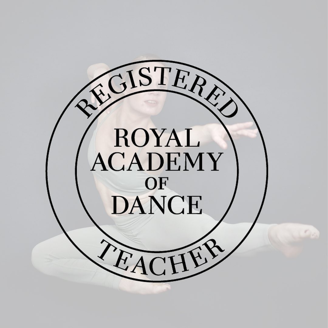 ๐ฉฐProud to say I am Registered Teacher with @royalacademyofdance upon the completion of my CBTS ๐ฉฐ Blood, sweat and tears go into studying this qualification so get ready dancersโฆ ๐ฏโโ๏ธ Drop me a message to find out more about classes ๐งก #dance #ballet #royalacademyofdance #dorset #bournemouth #move #dancer