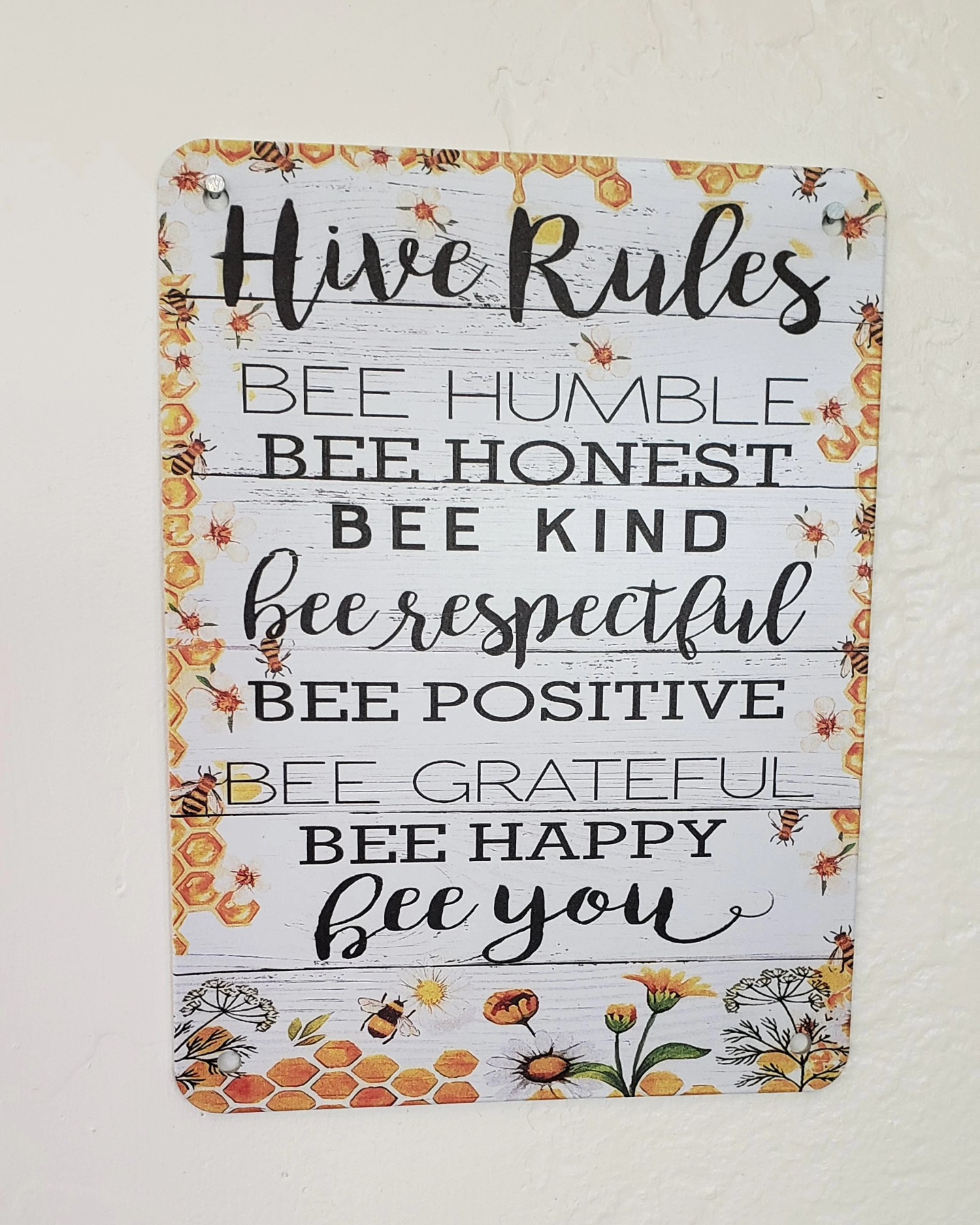 We are excited to have Russell Allan back Saturday & Sunday performing for us! Saturday 4/5 music starts at 5:00 pm. Sunday 4/6 music starts at 1:00 pm. We hope to see you!
#happybeemeadery
#livemusic
#mead
#winetastingcavecreek
#beerontap