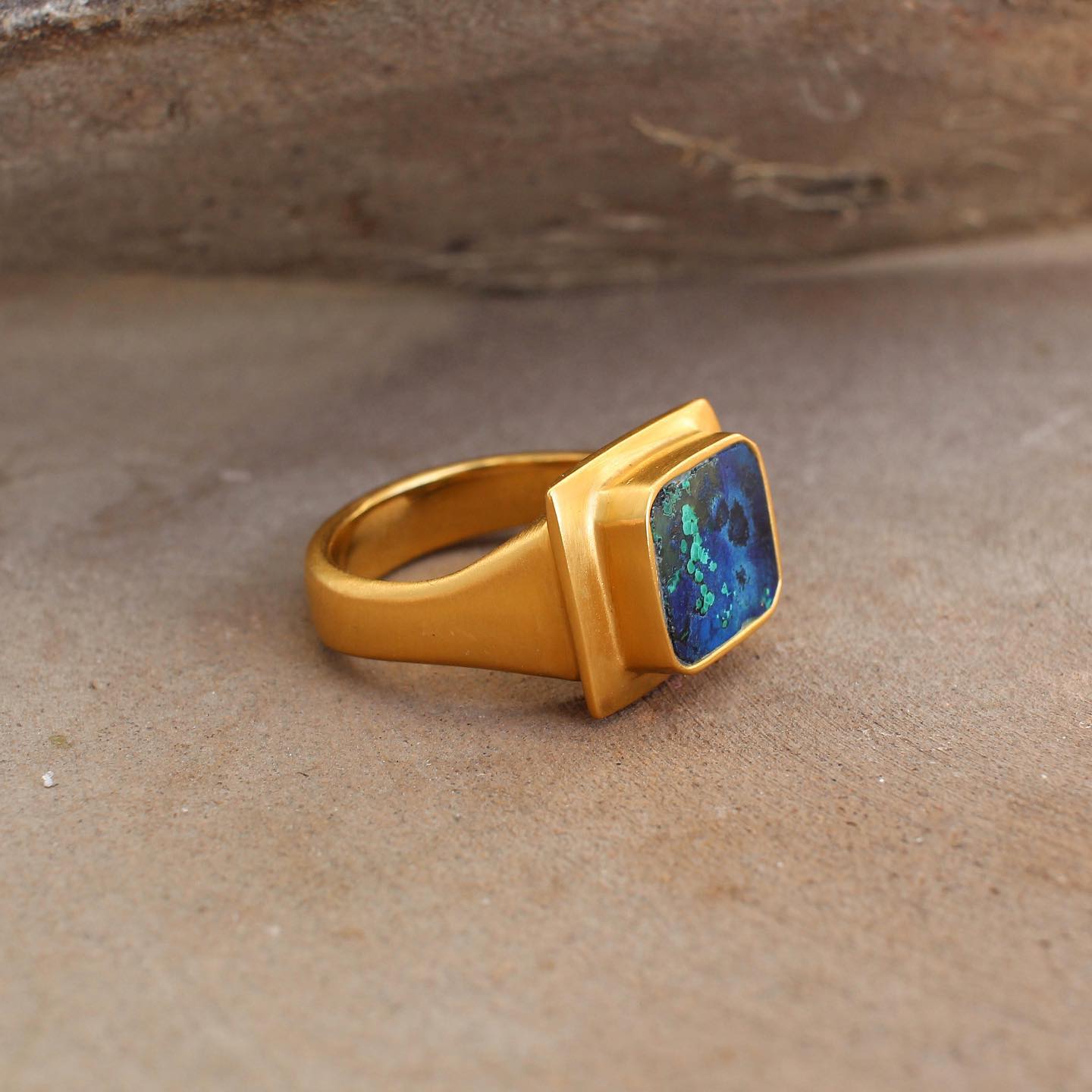 Shattuckit Ring Ghalia