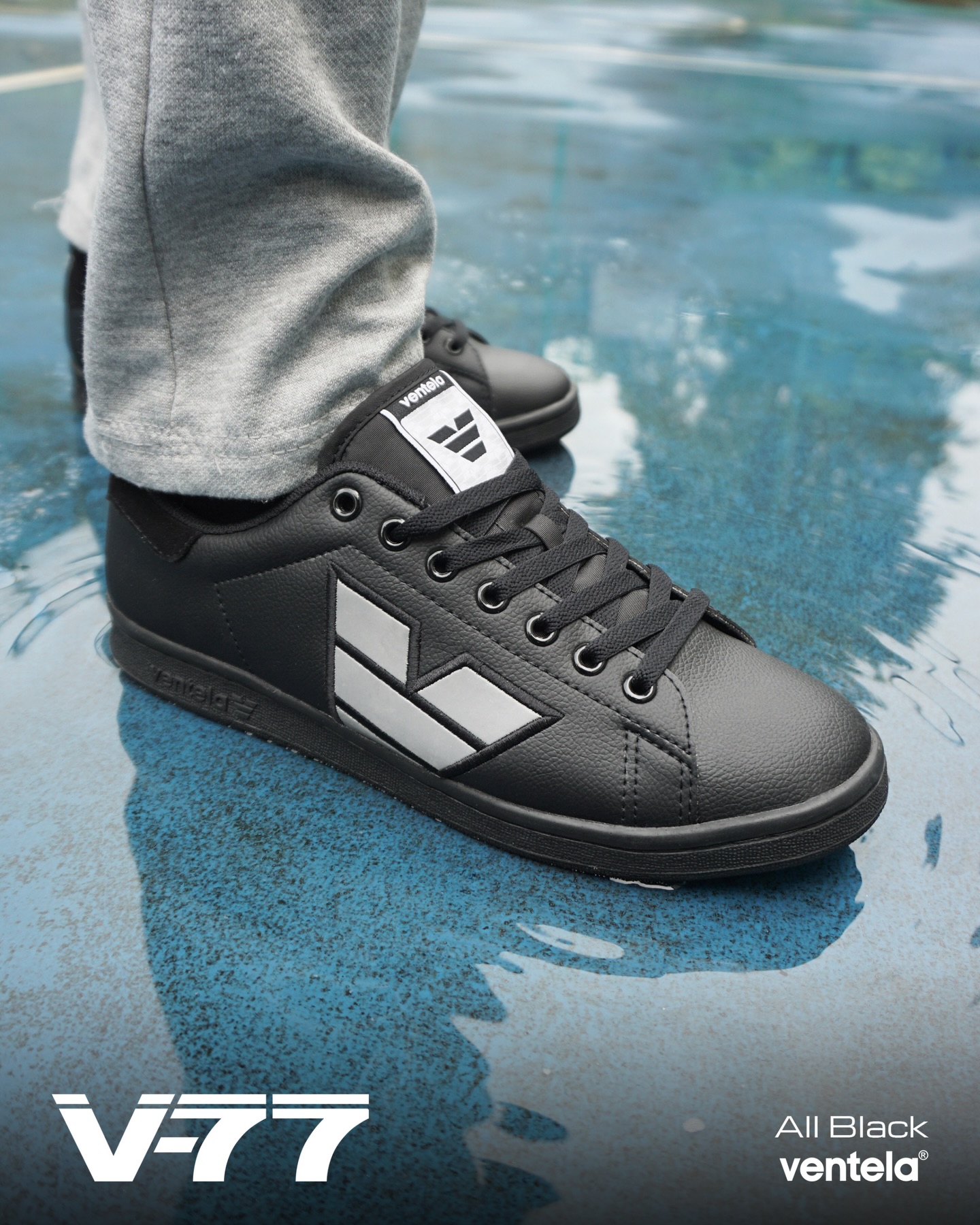 Di antara semua warna, hitam selalu punya karakter paling kuat. Nggak banyak cerita, tapi paling susah dilupain. Fix, ini sih warna yang nggak butuh validasi.
V-77 All Black
Harga Retail : 399.800 IDR
Pas banget buat lo yang suka keep it simple, tapi tetap pengen ada impact di setiap langkah.
#VentelaV77
