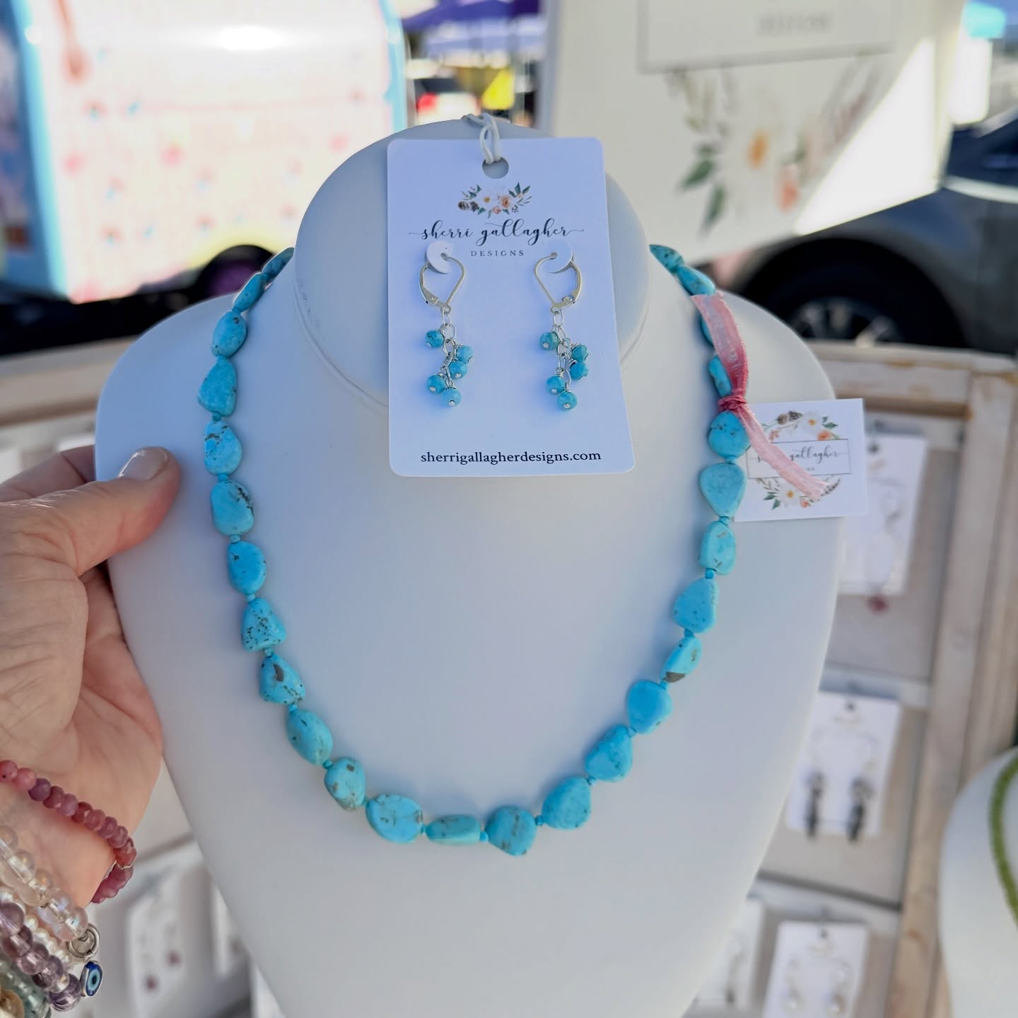 New! Campitos Turquoise today at the @napafarmersmkt .
I got this lovely stone from Tucson. It comes from the Campitos mine in Mexico.
Come see this one plus lots of other handmade jewelry until noon!
#napavalley #turquoisenecklace #handmadejewelry #napafarmersmarket