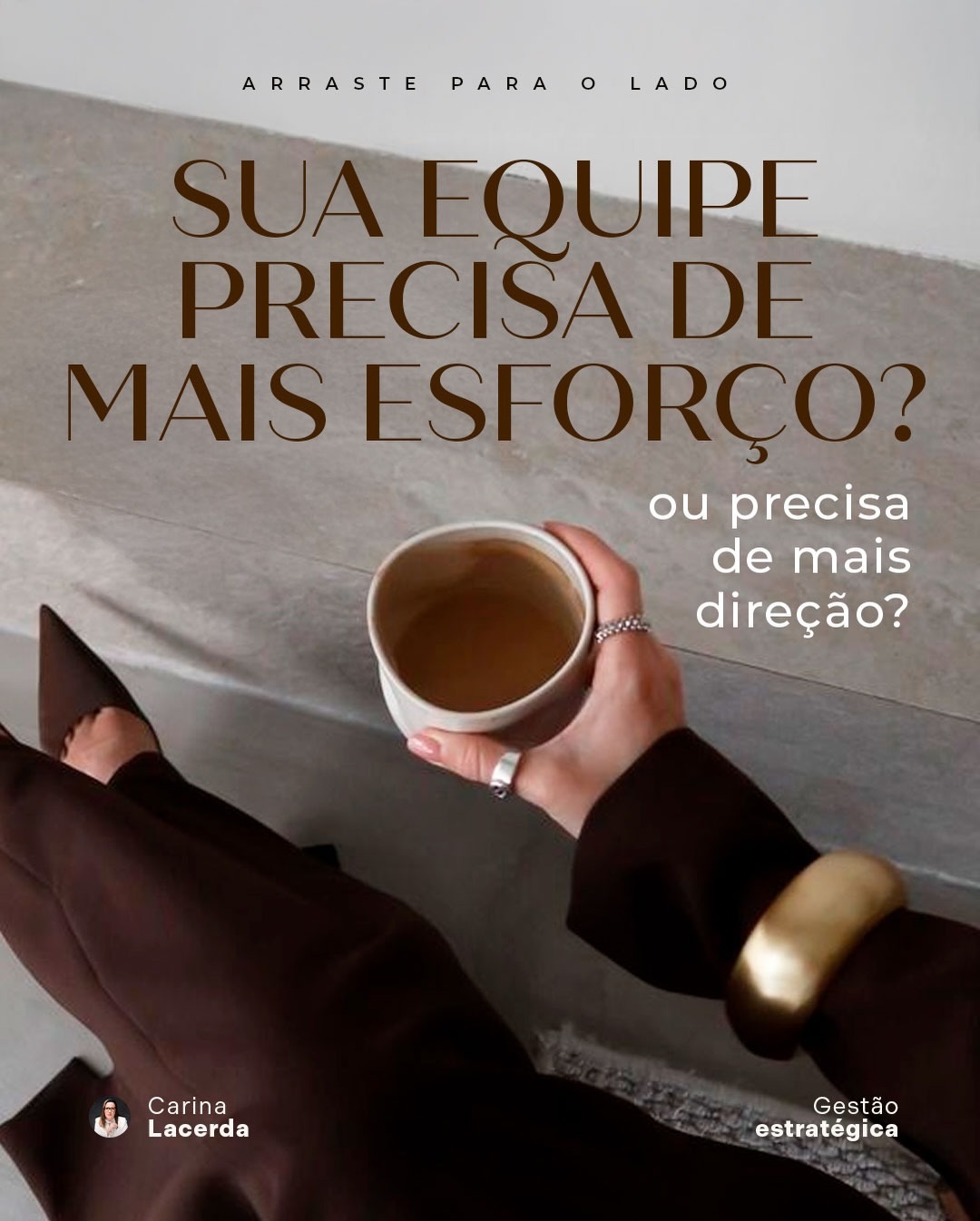 Sua equipe trabalha muito.
Cumpre tarefas, resolve demandas, corre o dia inteiro.
Mas trabalho intenso não é o mesmo que trabalho estratégico.
Quando falta direcionamento claro, as pessoas até se esforçam, mas cada uma puxa para um lado. As tarefas se acumulam, as prioridades se confundem e os resultados não acompanham o nível de dedicação.
Gestão estratégica é sobre organizar energia.
É definir o que é prioridade, alinhar responsabilidades e garantir que todos saibam exatamente para onde estão indo.
Porque equipe sobrecarregada não é sinônimo de crescimento.
Equipe bem direcionada, sim.