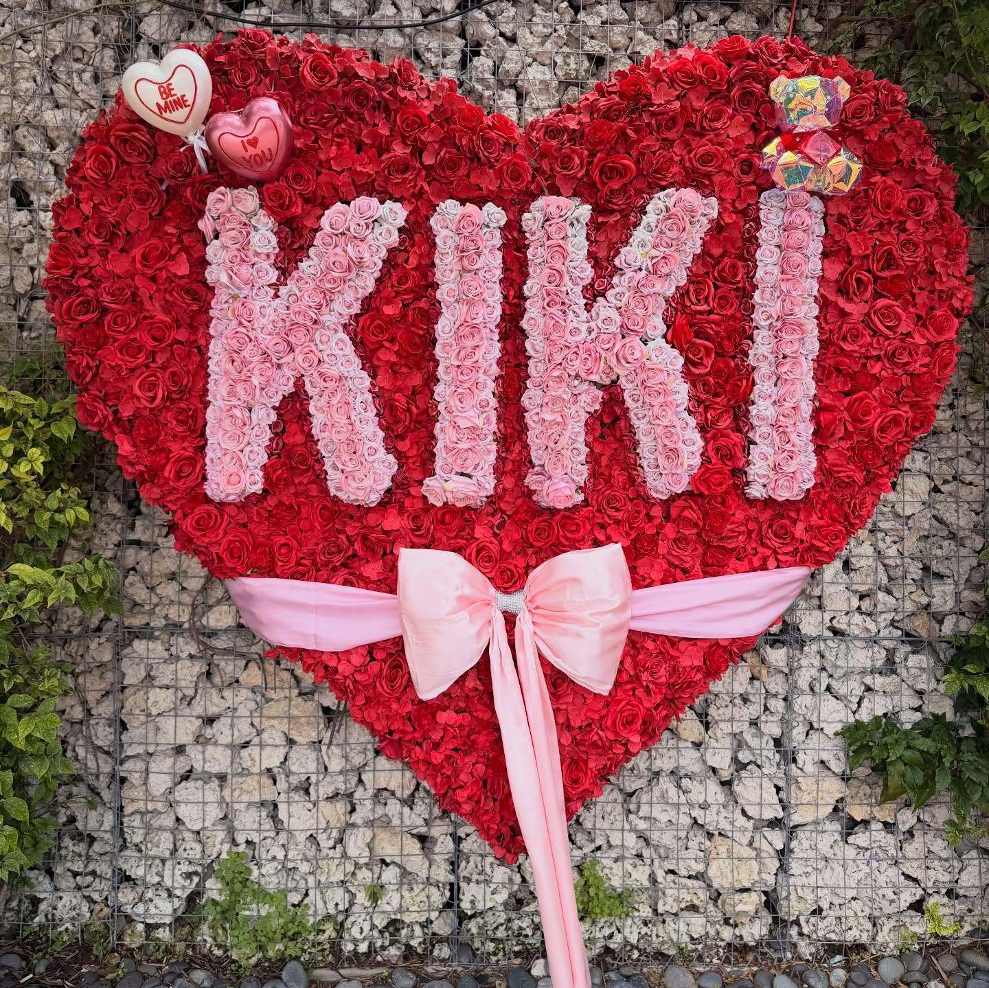 Kiki, will you be mine?!
.
Immersive, romantic and photo ready💕✨🌹
🌸
Wanna elevate your guest experience?
Click on the link in bio and let’s talk about your next unforgettable event ✨💕
