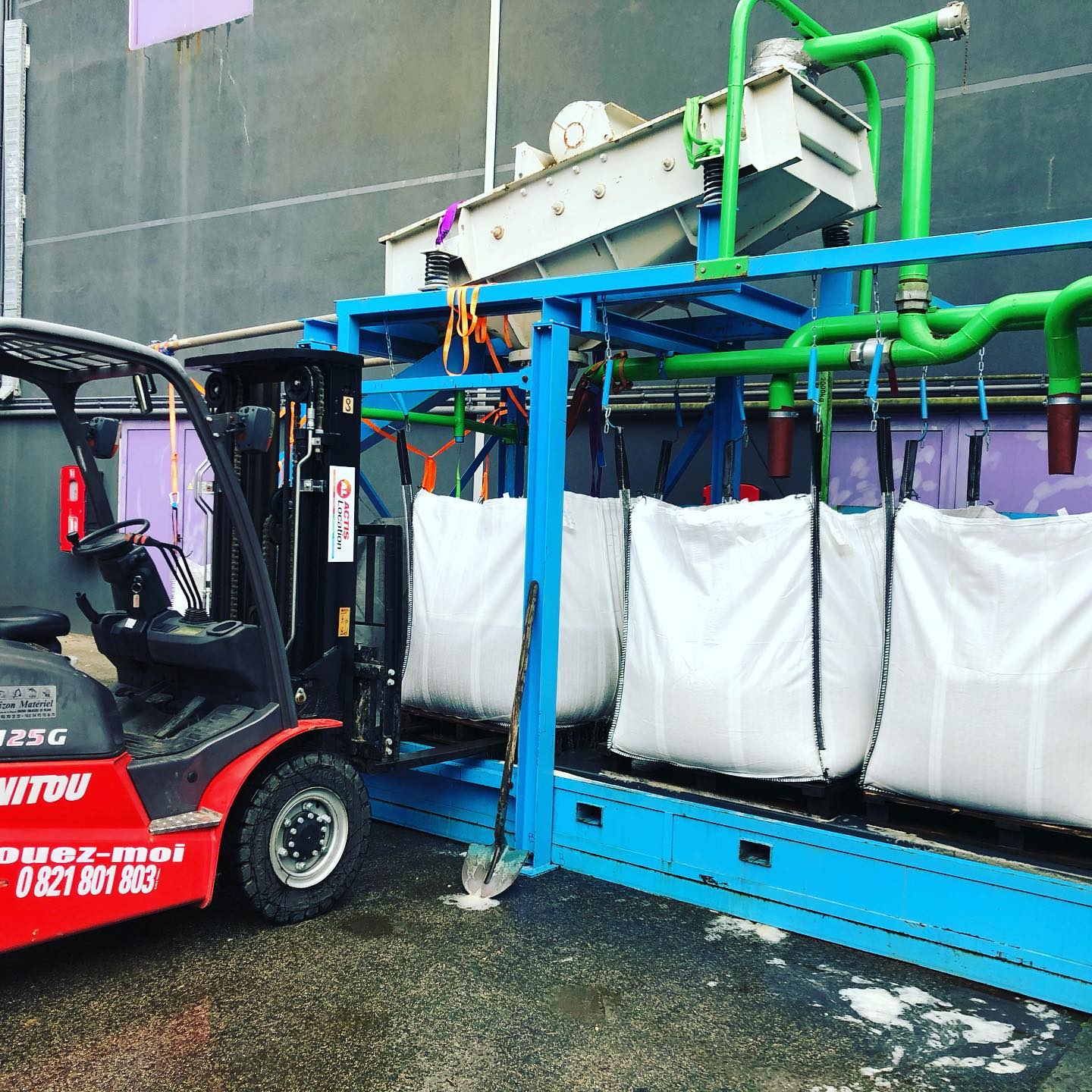 Sophia Antipolis, vidange et tamisages du média d’un biofiltre N #crible #gravier