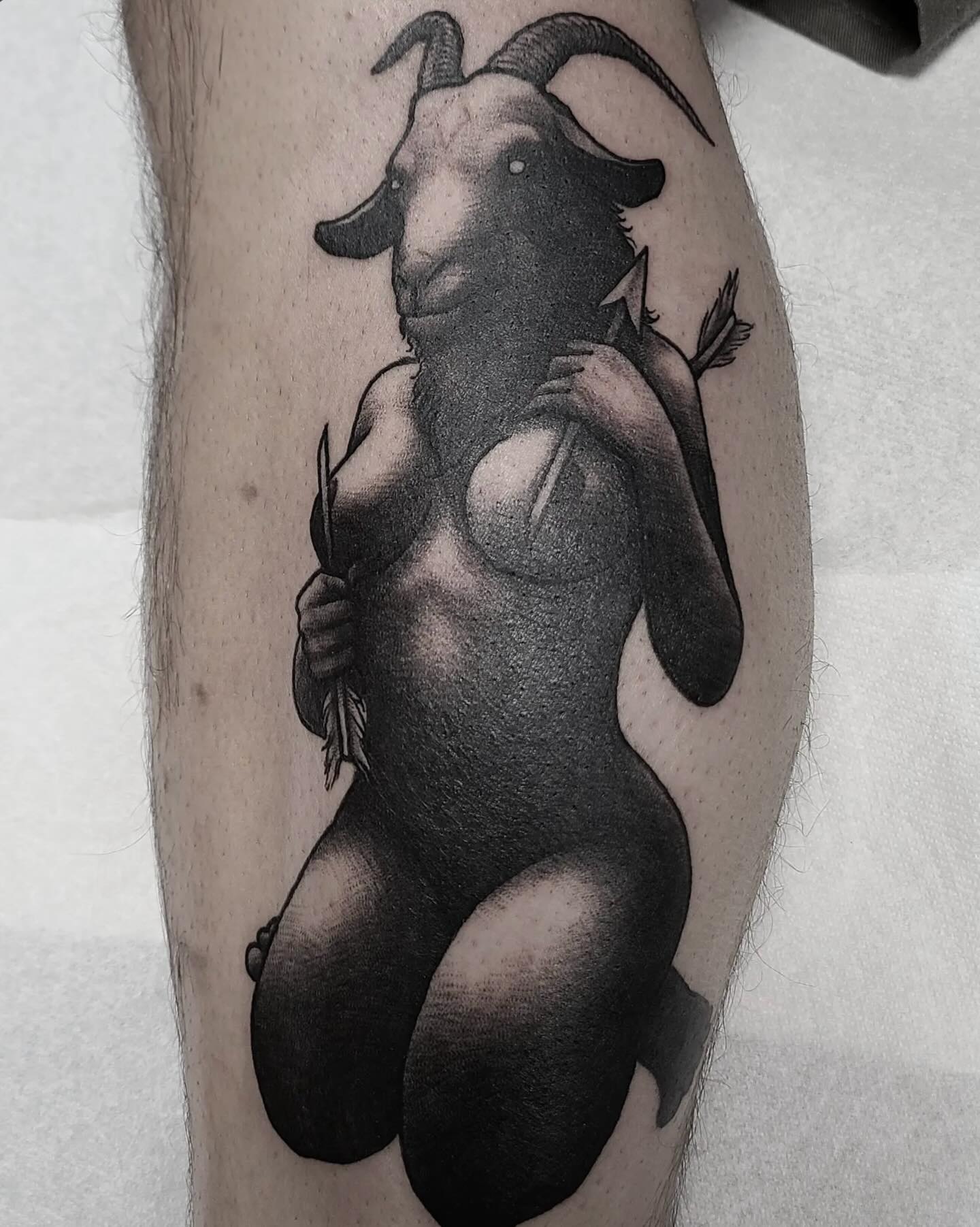 Creepy/hot goat lady made by @heathen_tattooer 🫶
#goattattoo #ladytattoo #darkart #pnw #cascades