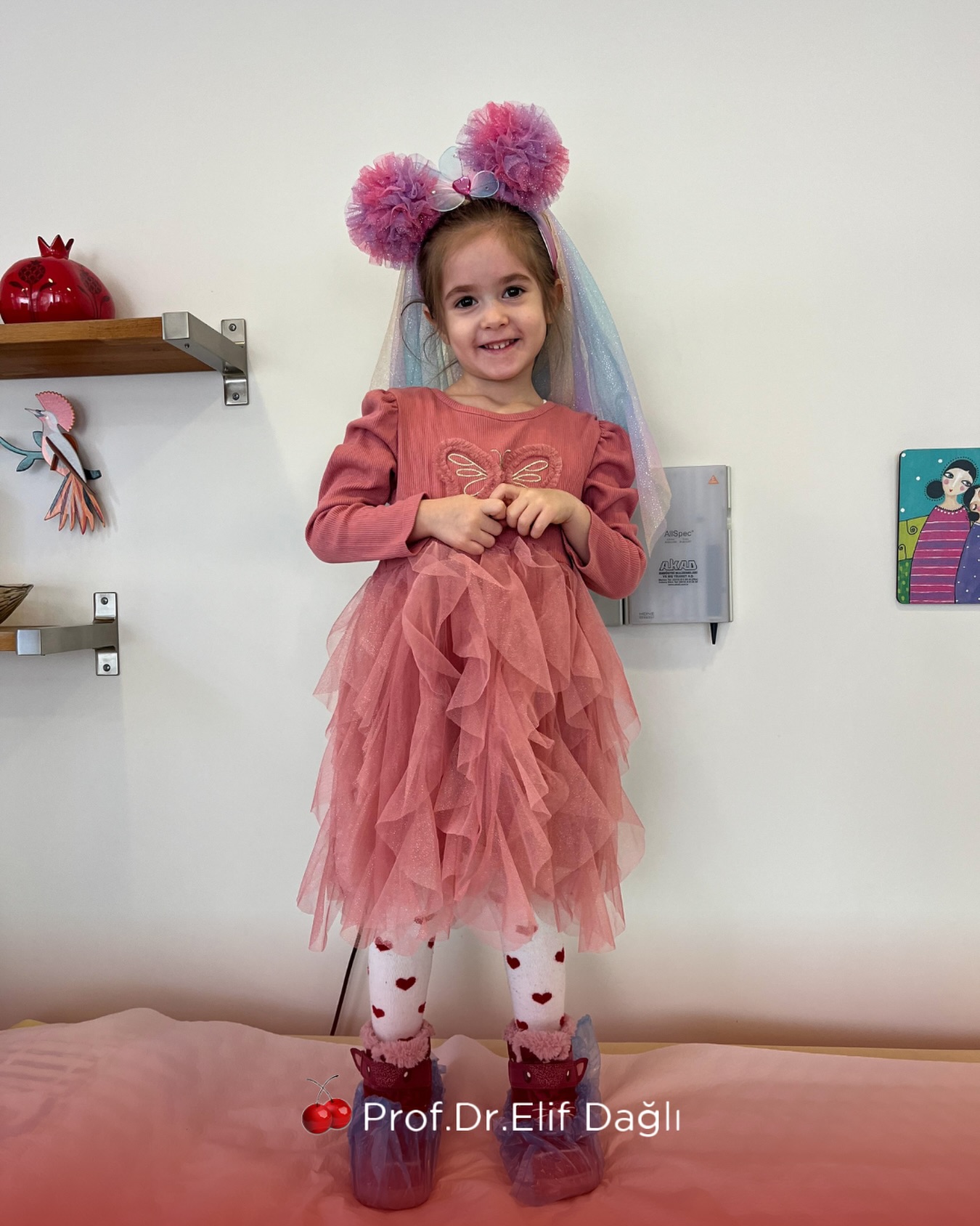 Zeynep çok şık geldi.