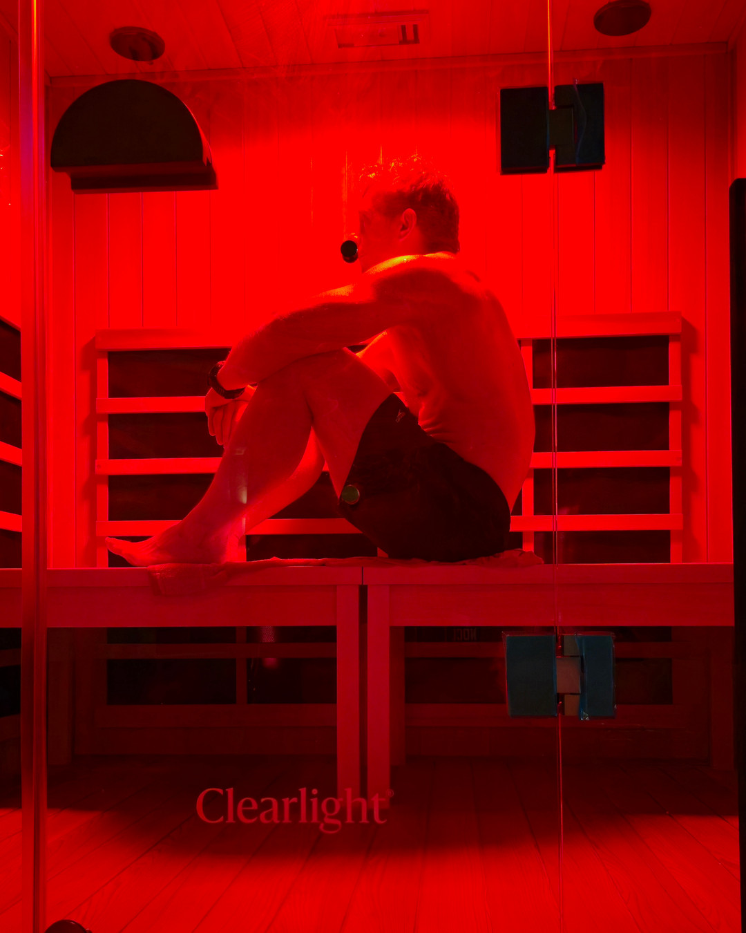 Recharge after your commute with targeted infrared sessions. Our infrared delivers deep, low-sweat (or high) warmth that penetrates tissue for faster muscle recovery and lasting relaxation—ideal for runners, desk workers and London commuters.
Unlike a traditional Lithuanian sauna, infrared works at lower ambient temperatures while still supporting our hot-cold therapy routine for measurable results.
For that extra boost, our infrareds boast medical-grade chromotherapy lights (colour light therapy). With a selection of 12 colours to target different goals, (red for circulation, blue for relaxation), they can play a pivotal role in the treatment of reducing stress and anxiety, depression, and other mood disorders or imbalances.
Colour light therapy relies on the premise that each colour is associated with a different bodily response. Give it a go if you're curious and each to feel the difference.
#RevitaliseUrbanSpa #infraredrecovery #hackneywellness #londonlife