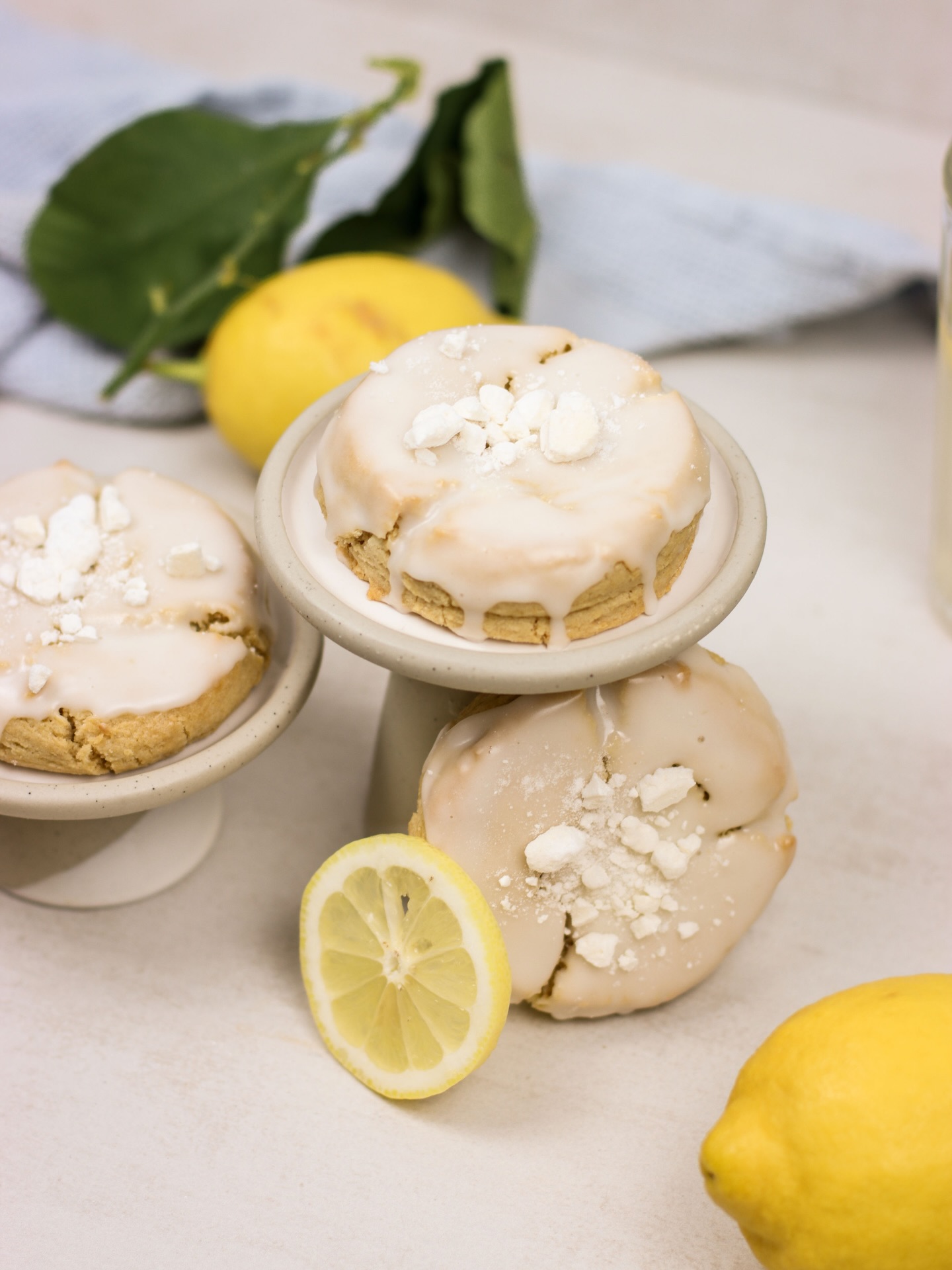 This week’s bake has a little spring in its step – our wonderfully zesty Lemon Meringue Cookies! 🍋
They really pack a citrus punch, all thanks to fresh lemon juice and zest. On top, a delicate sprinkle of meringue gives just that soft, melt-in-the-mouth lift. Perfect with a cup of tea, or whenever you need a little pick-me-up. Honestly, real lemons make all the difference.
Place your order with free UK delivery at www.willow-finch.co.uk
Trade customer? 🍪
If you’re a coffee shop, deli or farm shop and fancy these on your counter, register as a trade stockist and we’ll get you sorted!
