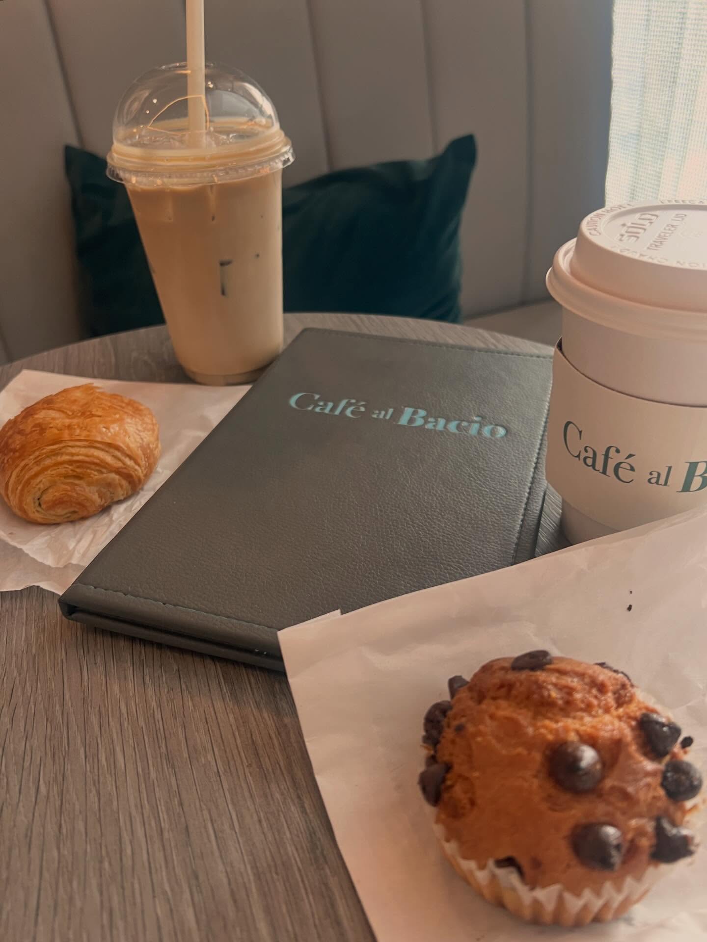 Good morning from the Celebrity Beyond! One of my favourite spots is Café Al Bacio- a gluten free chocolate chip muffin and a latte is a stellar way to start the day. I really like that it’s open from 6am to midnight and there’s so many comfy seats. There’s even desks with charging ports if you need to do a bit of work. The drinks are included with my beverage package and the treats are part of the standard cruise fare. #niagaratravelagent #celebritycruises #sailwithsandra