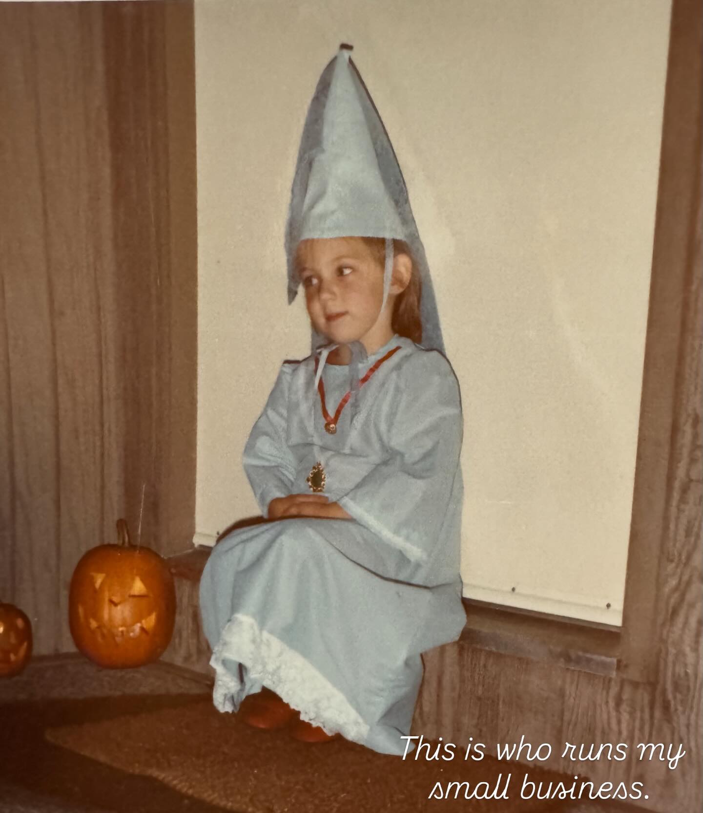 A little peek behind the scenes at Good Juju Beads.
.
.
.
#behindthescenes #smallbusinesssacramento #permanentjewlery