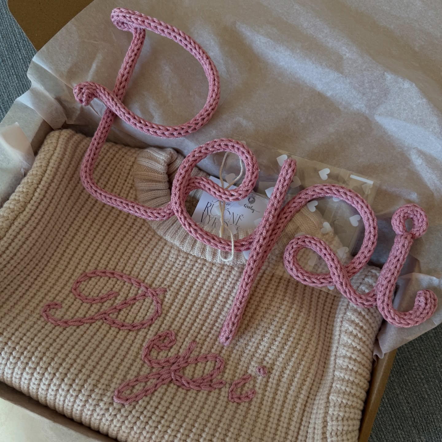 Malé detaily tvoří ty nejkrásnější vzpomínky ✨
Personalizovaný set, který udělá radost mamince i miminku 🤍🥹