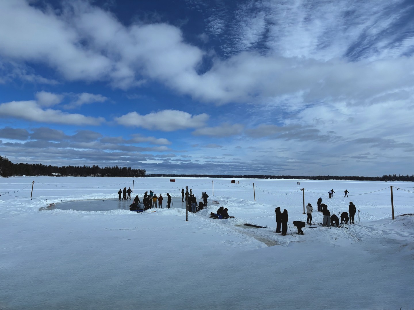 This is how we're spending our weekend at Sparrow Lake. (Could be you if you simply register for March Break, kids stay and eat FREE).
#marchbreak #bayviewwildwoodresort #winter #resort #ontario #muskoka #simcoecounty #sparrowlake #todoontario #hotel #familyresort #cottage #wintergetaway #familywinter #winterweekend 