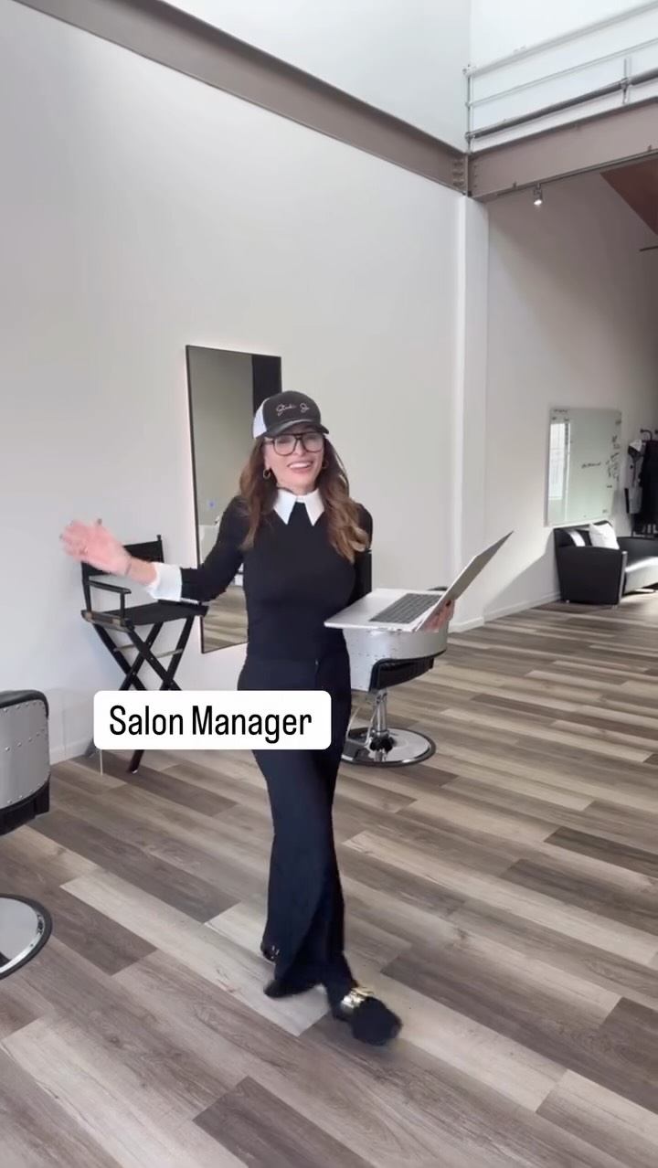 Allow us to re-introduce ourselves at Studio. She boutique Extensions & Color salon in Ellicott city Maryland.. 😇
Happy Wednesday to all the Salon owners, hairstylists, front desk employees, assistants and apprentices that show up each day ready to serve at our highest.
#maryland #hairstylist #extensions #salon #salonownerlife
