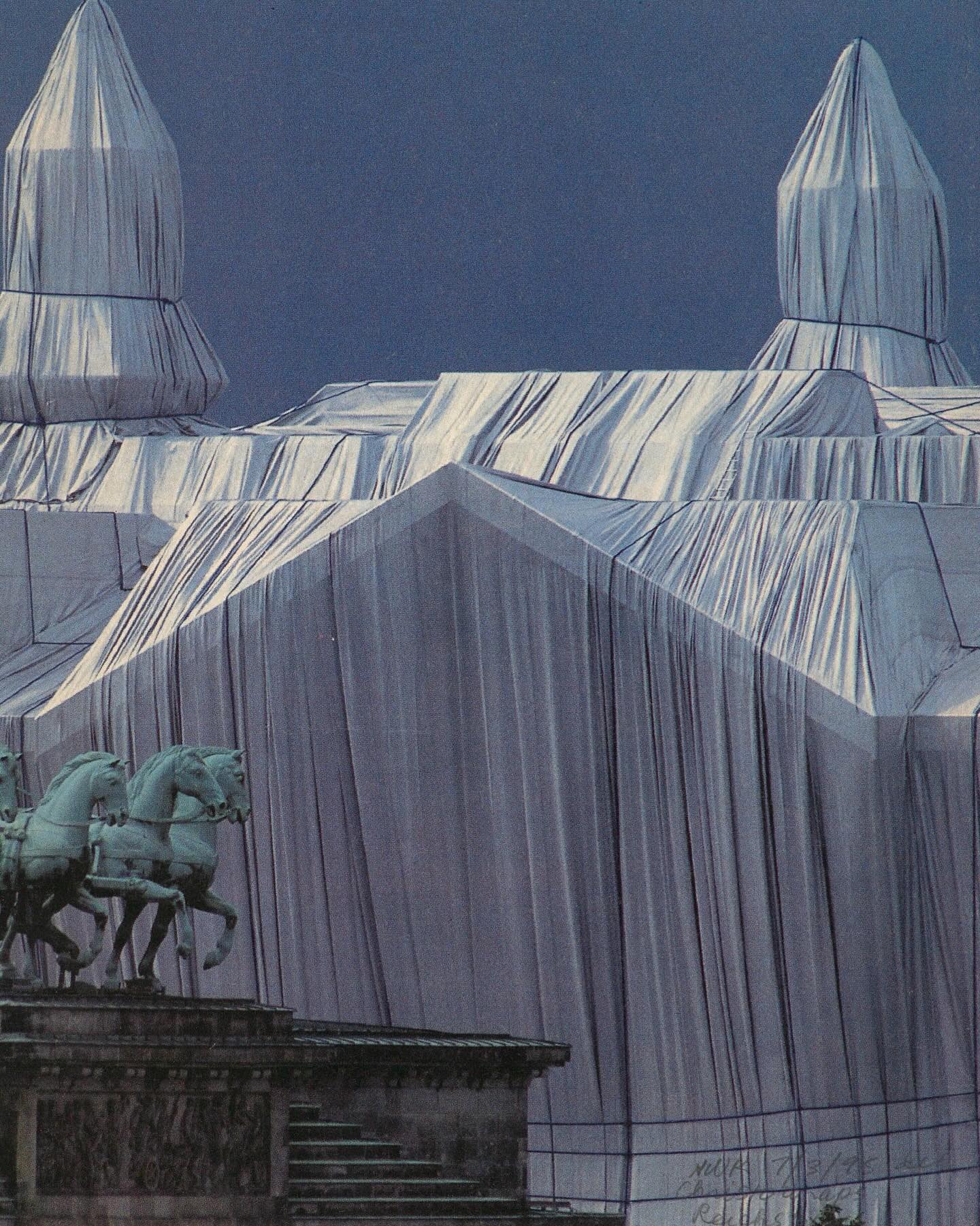 Mood board :: the work of Christo & Jeanne-Claude
Images from @nyplpicturecollection folder “Earth Art - Christo”
Video clip from “Running Fence”: a Maysles Film Production (A+++ viewing available on YouTube)